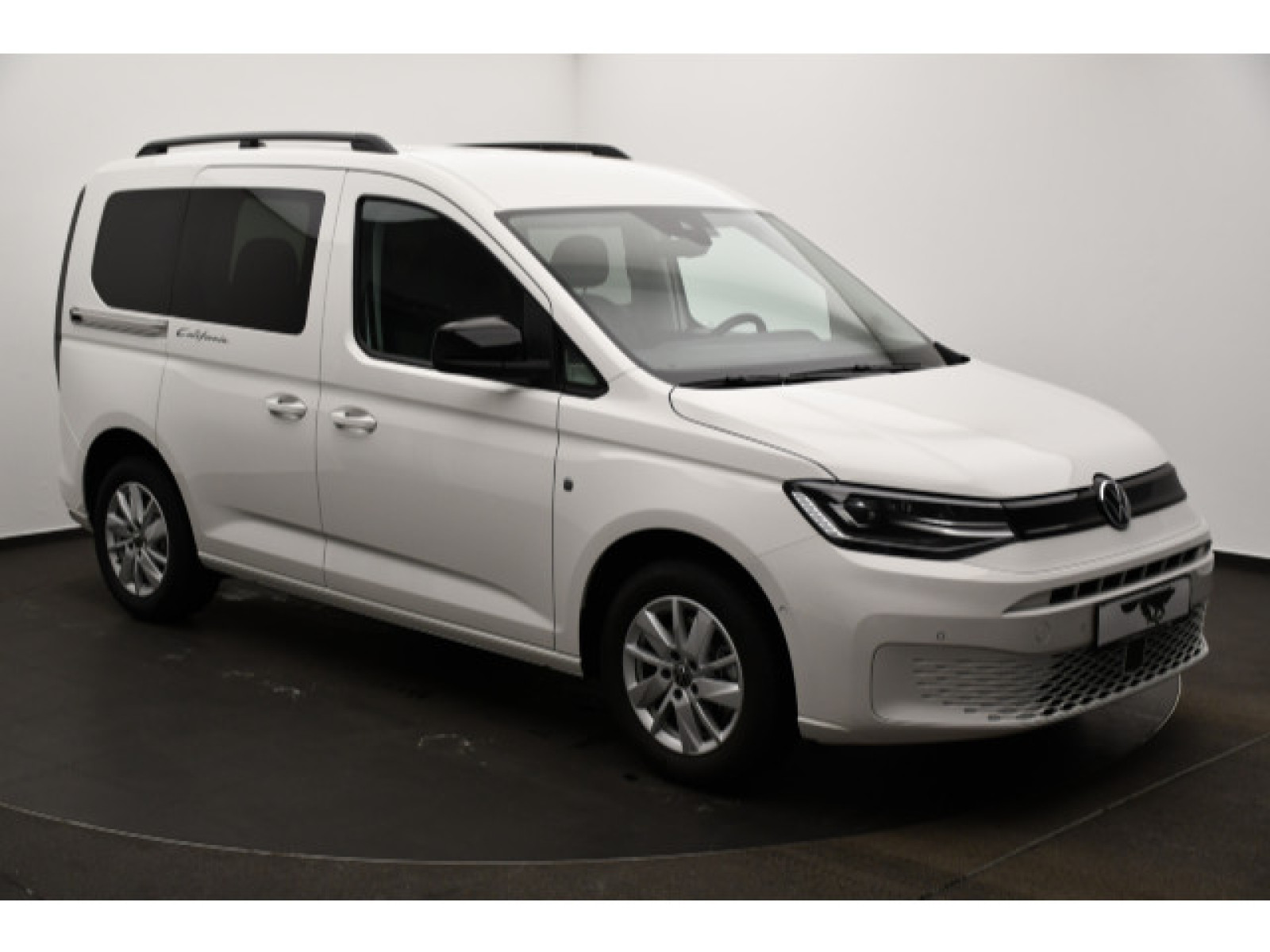 Volkswagen - Caddy California_18