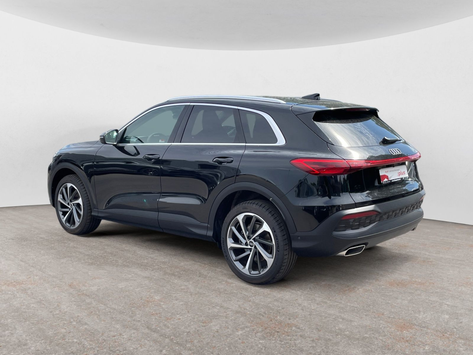 Audi - Q5_4