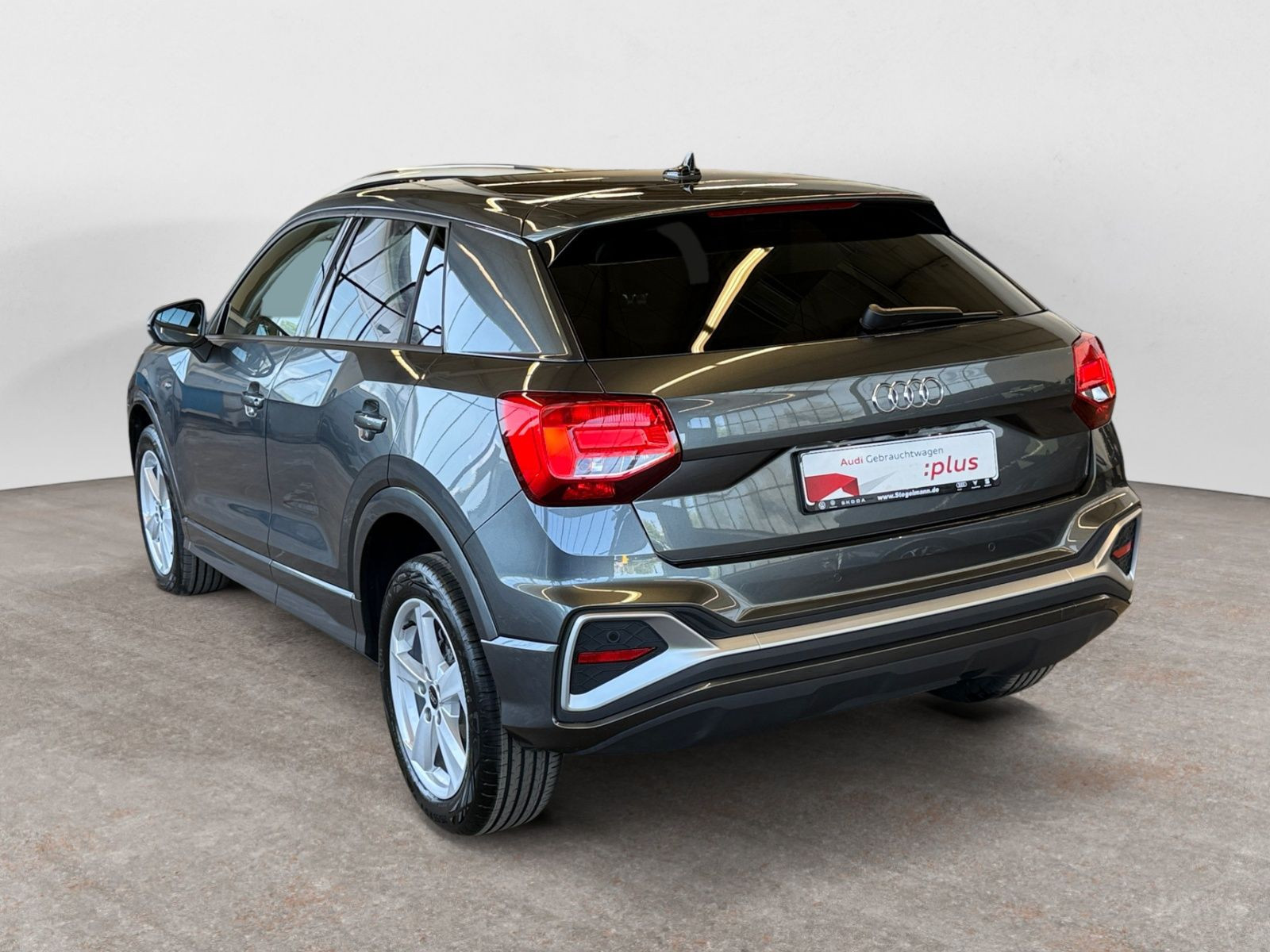 Audi - Q2_4