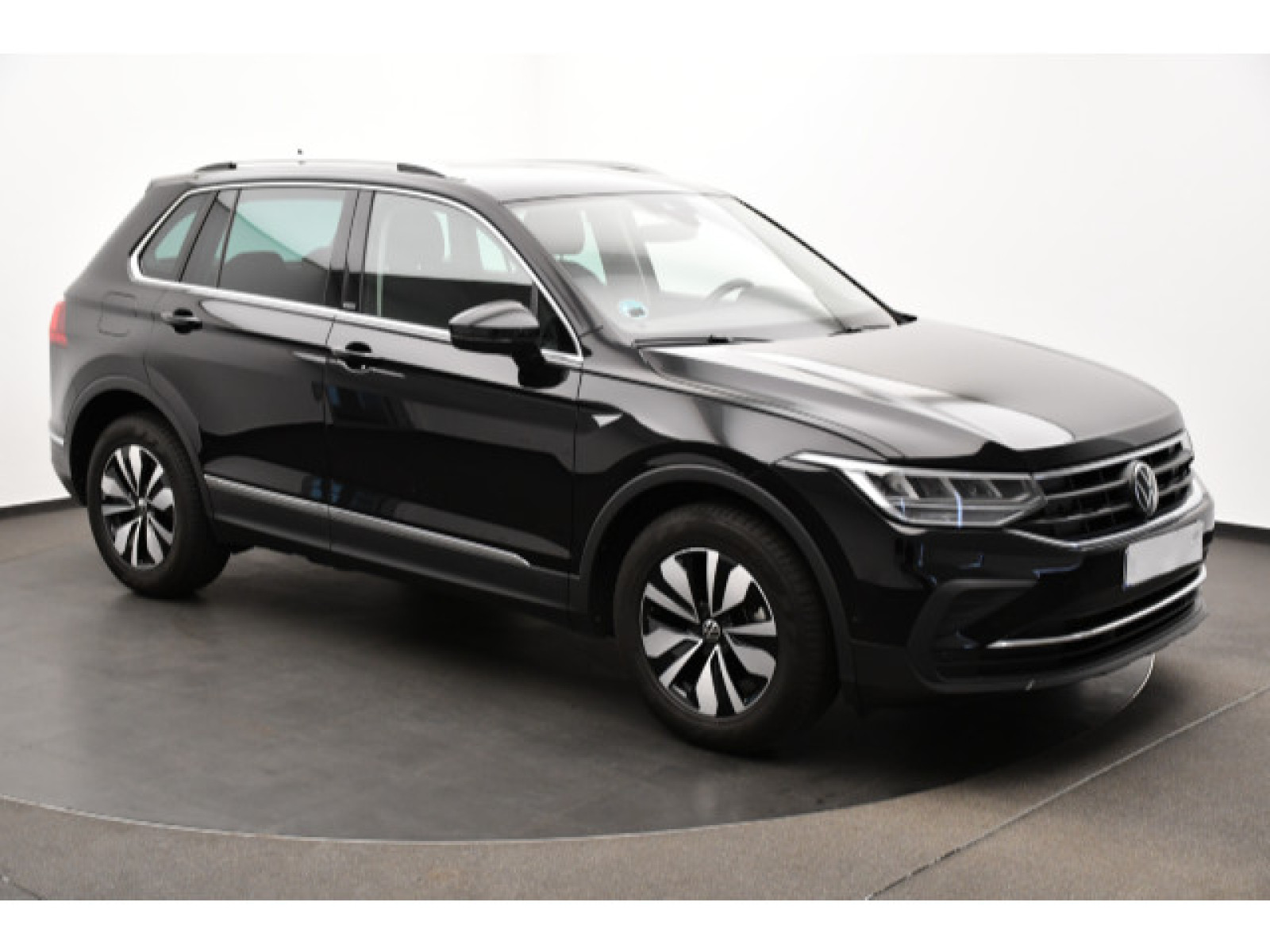 diagonal-frontansicht-aussen