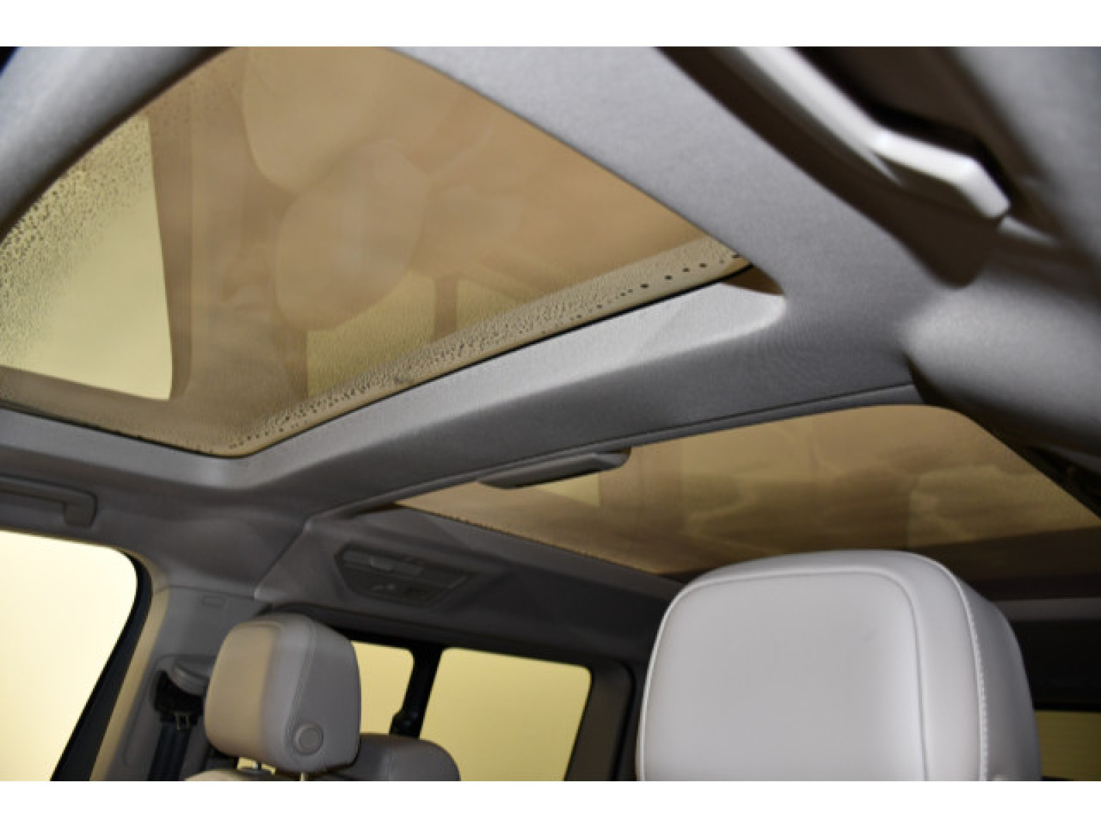 Volkswagen - T7 Multivan_12