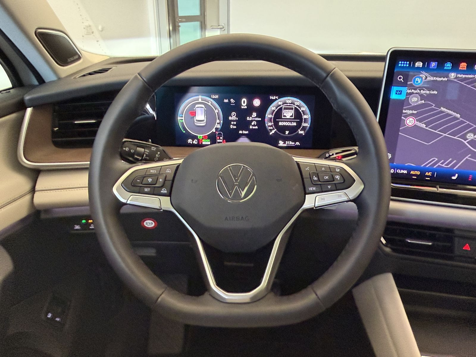 Volkswagen - Tayron_10
