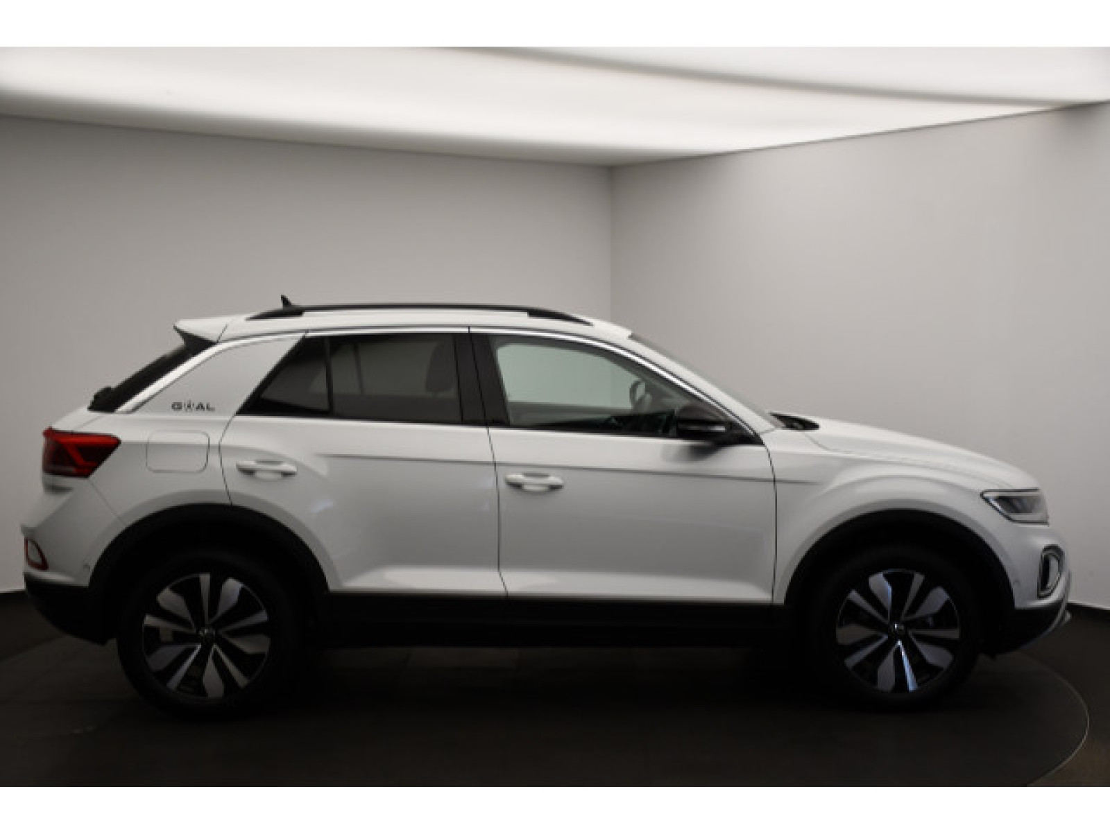 Volkswagen - T-Roc_16