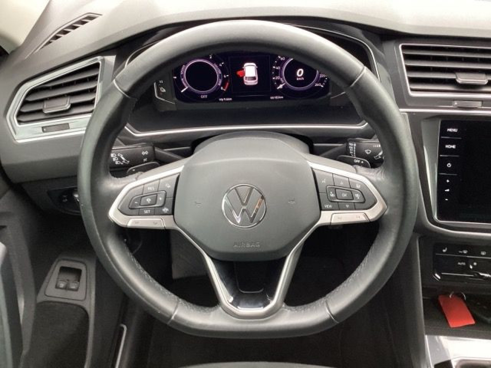 Volkswagen - Tiguan_8