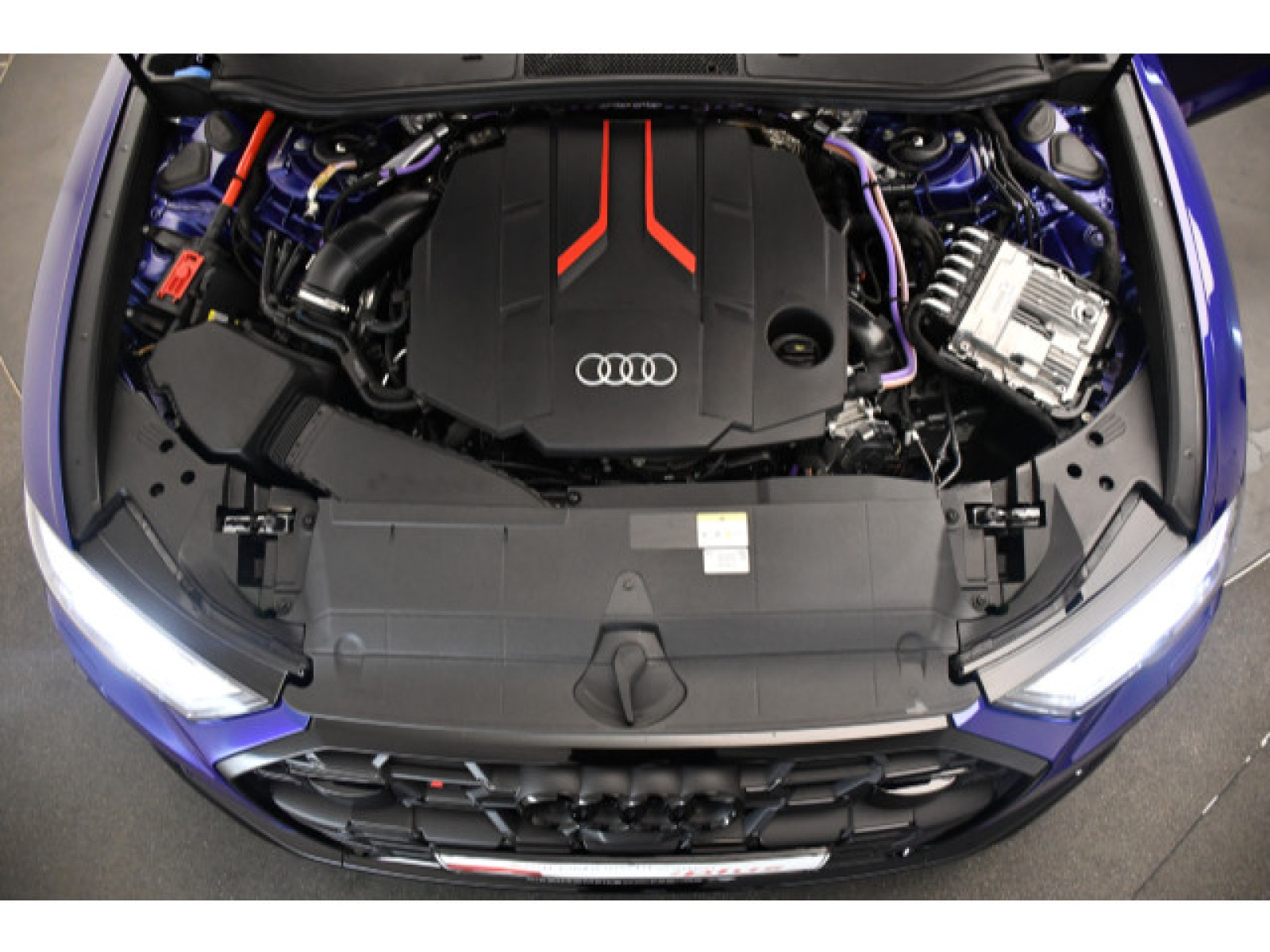 Audi - S6 Avant_14