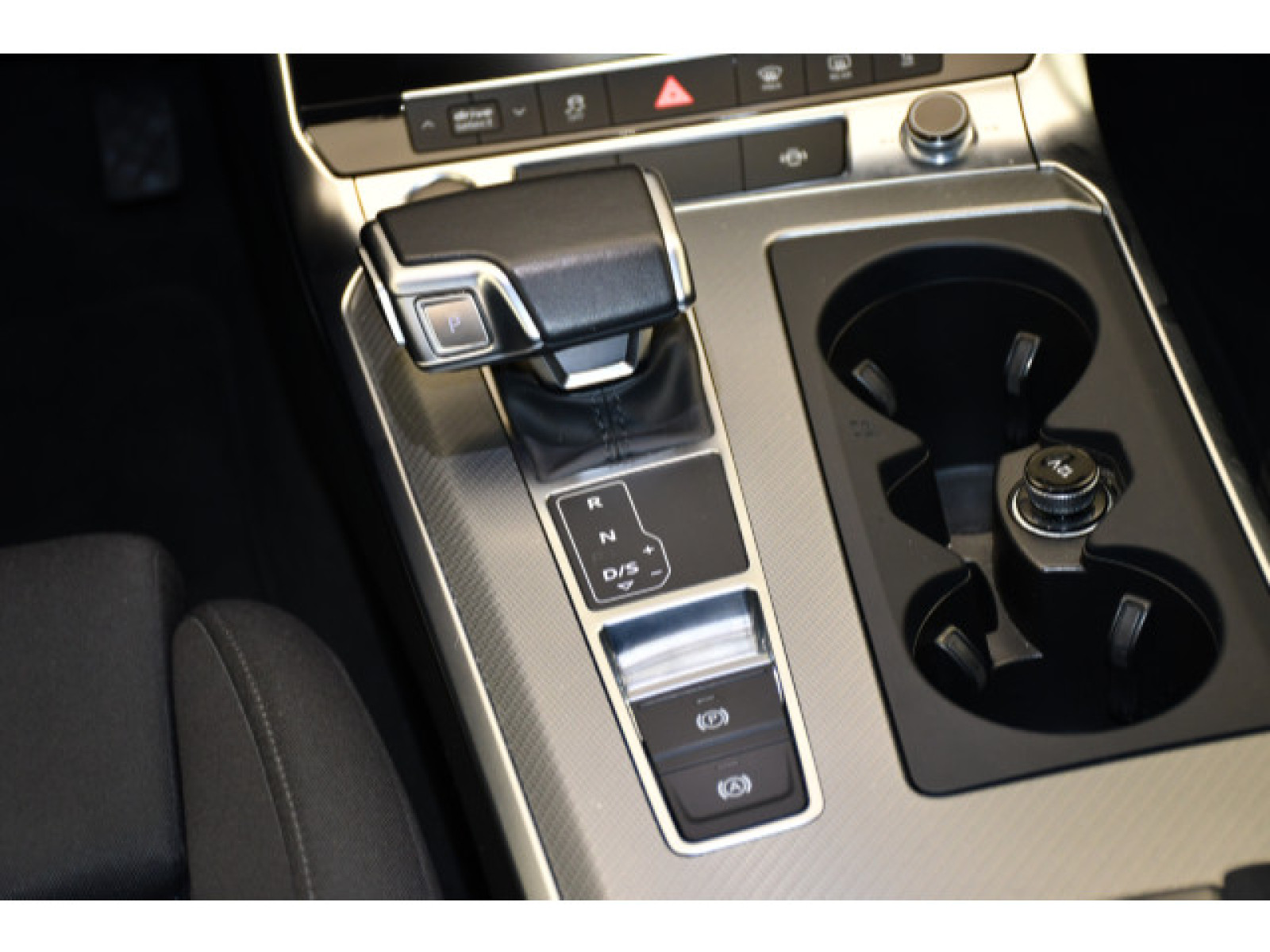 Audi - A6 Avant_6