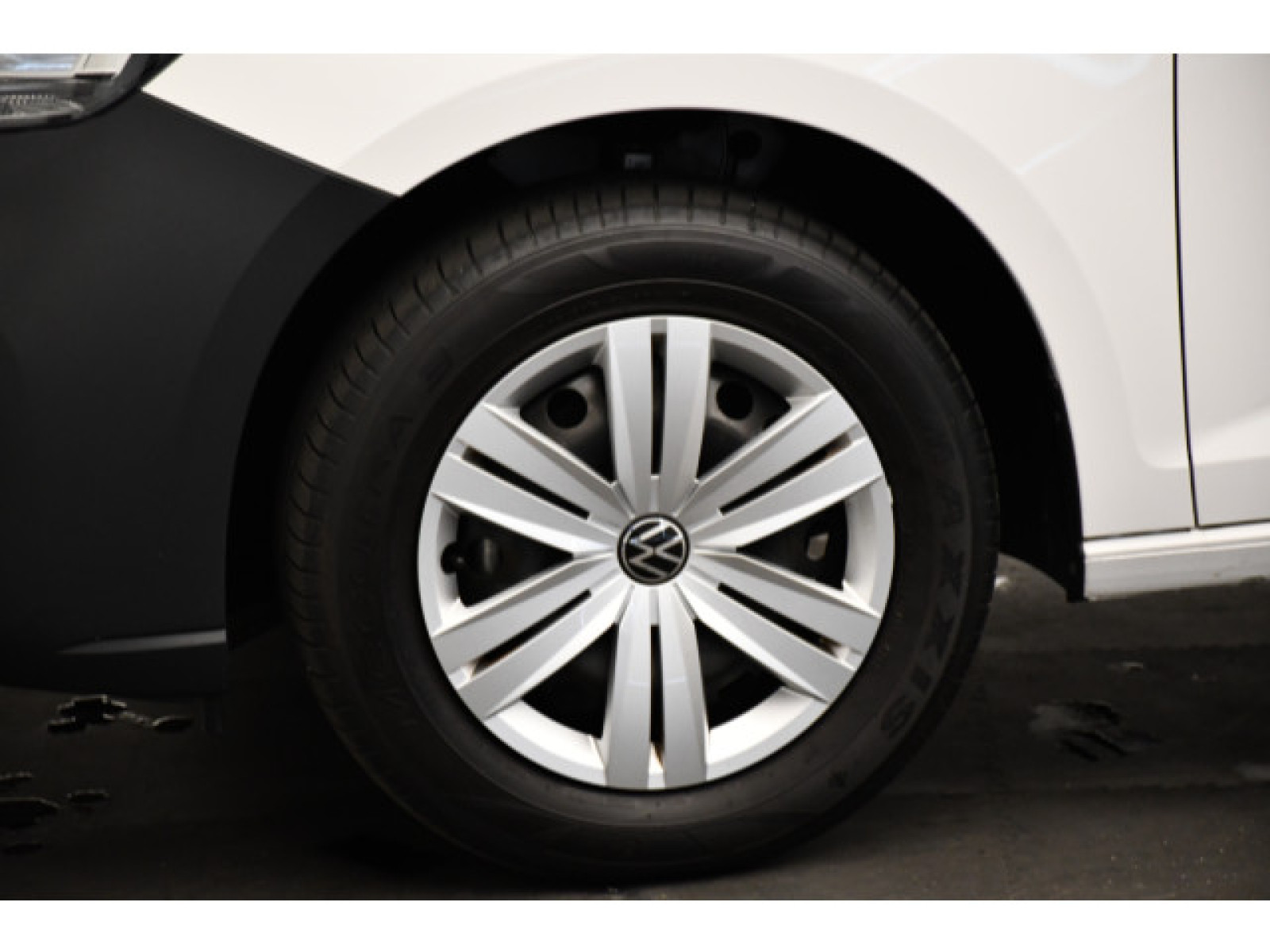 Volkswagen - Caddy_11