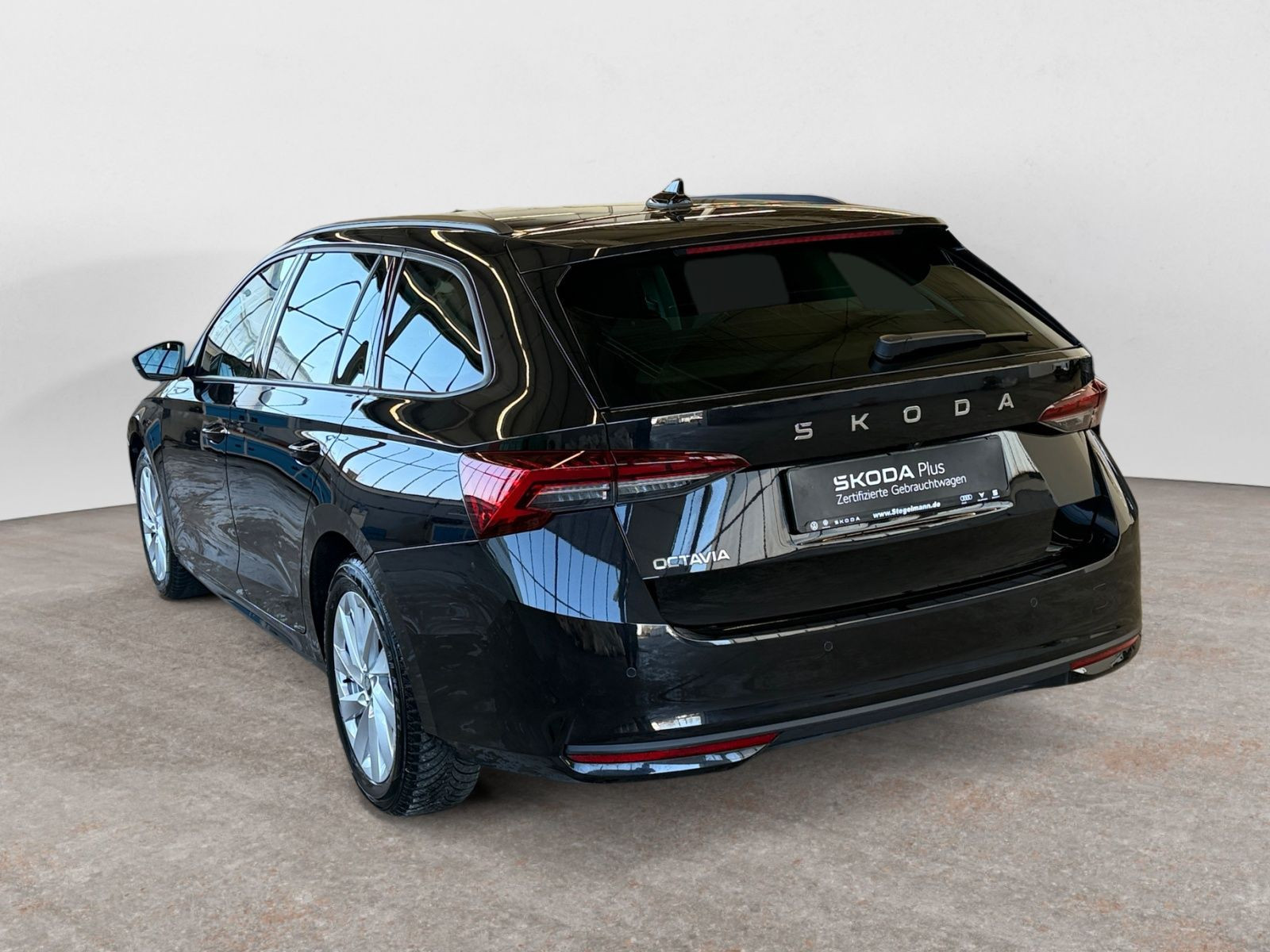 diagonalansicht-hinten-aussen