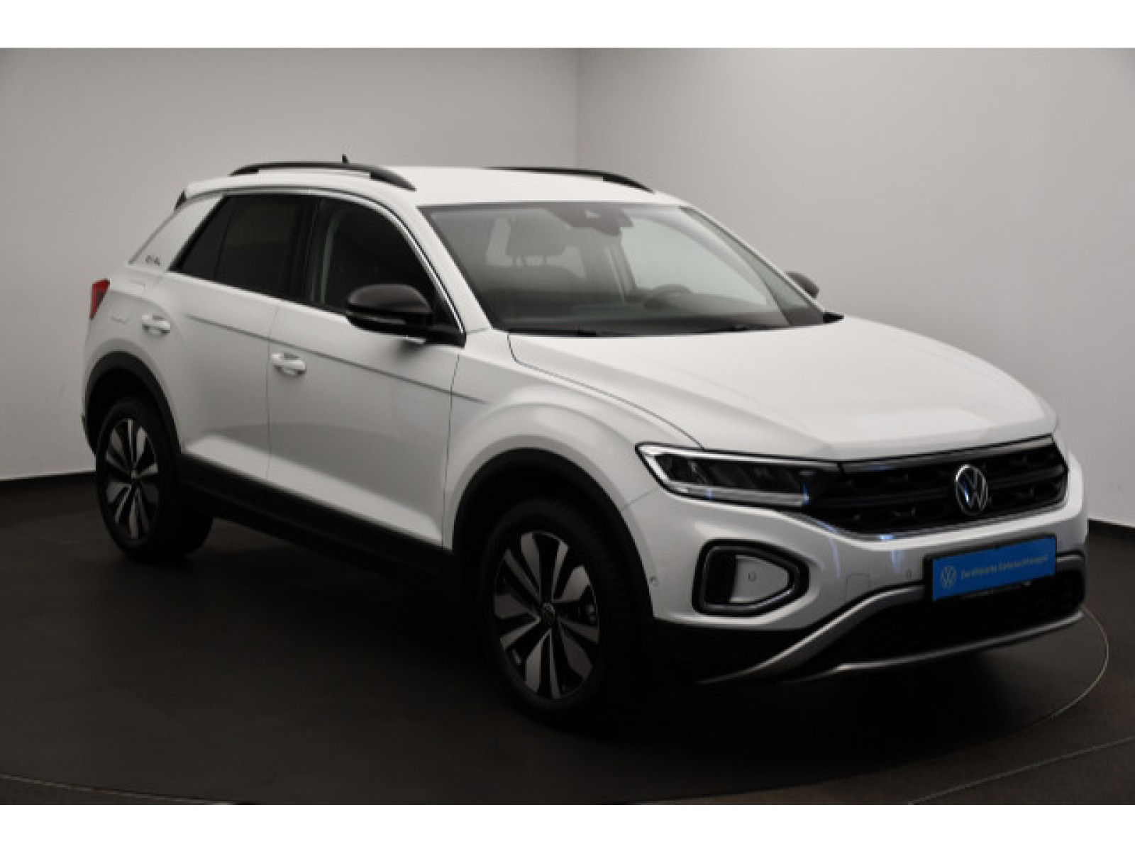 Volkswagen - T-Roc_13