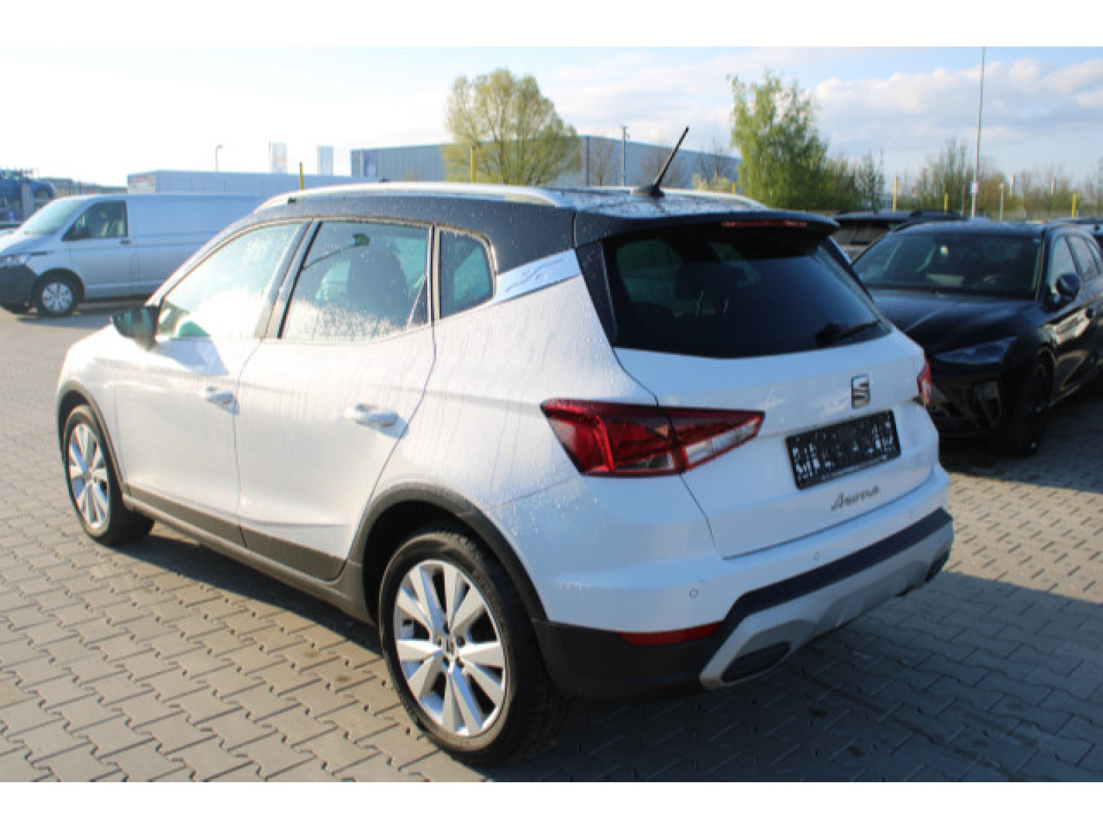 diagonalansicht-hinten-aussen