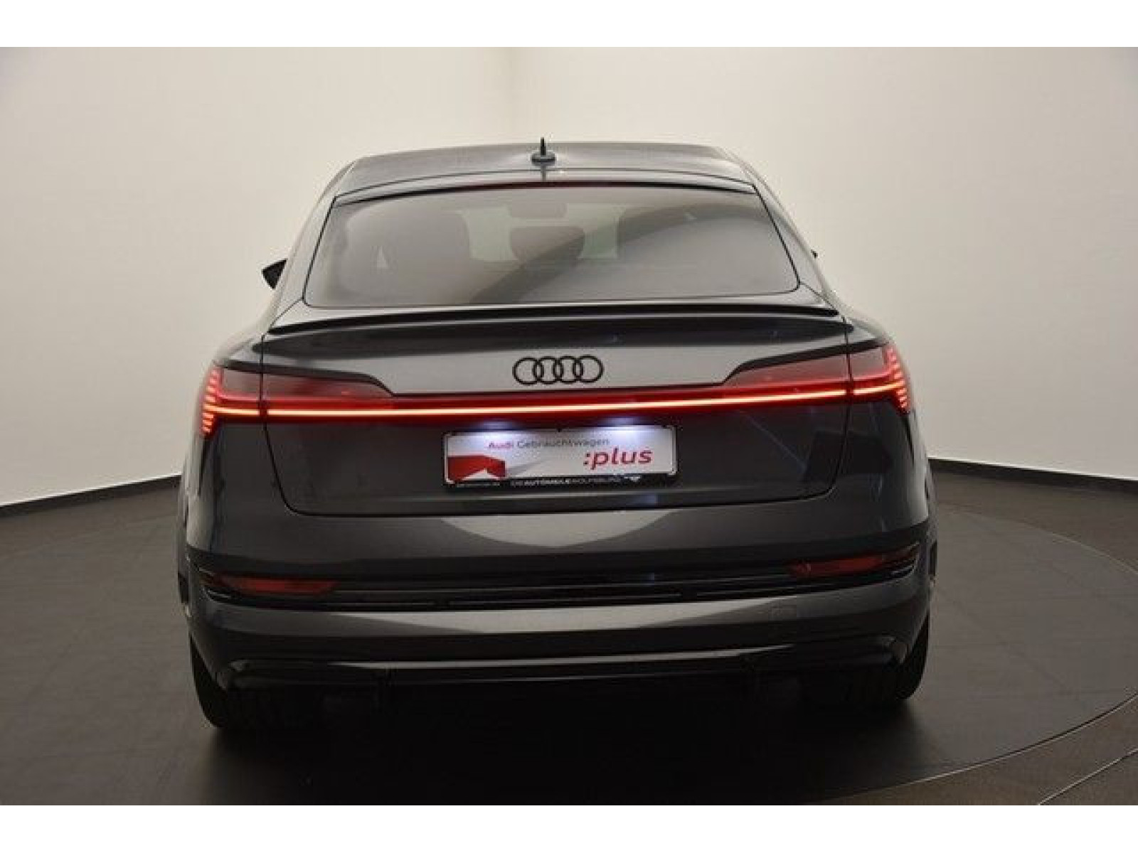 Audi - e-tron S Sportback_20