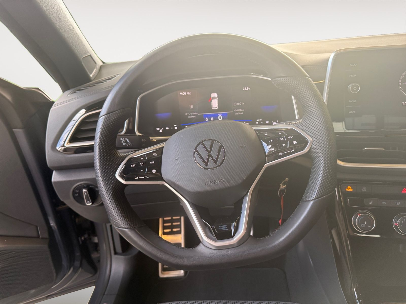 Volkswagen - T-Roc Cabriolet_13