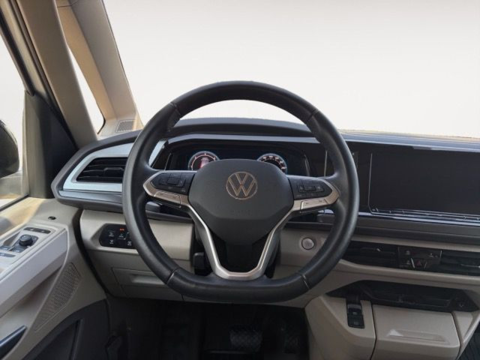 Volkswagen - California_13