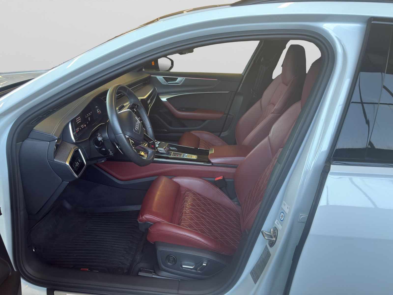 Audi - S6 Avant_10
