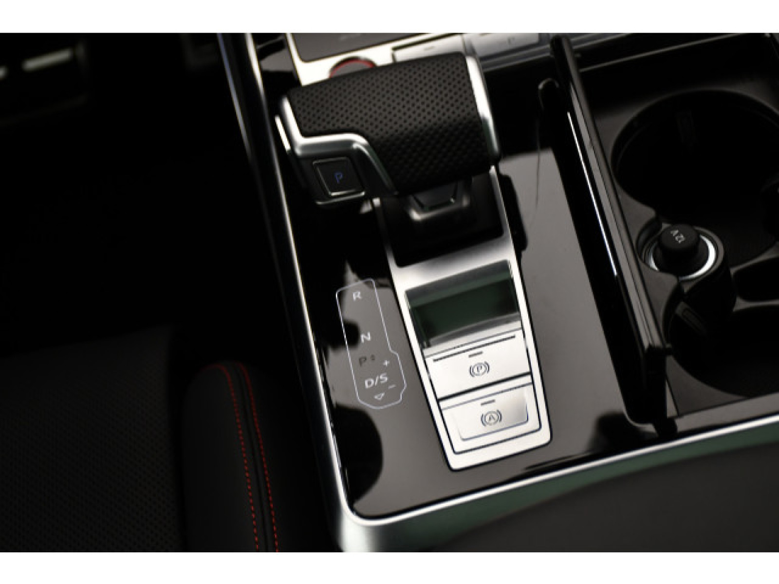 Audi - SQ7_7