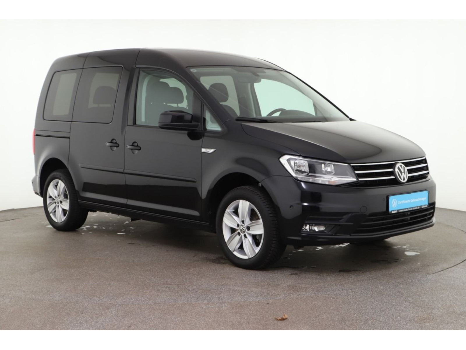 diagonal-frontansicht-aussen