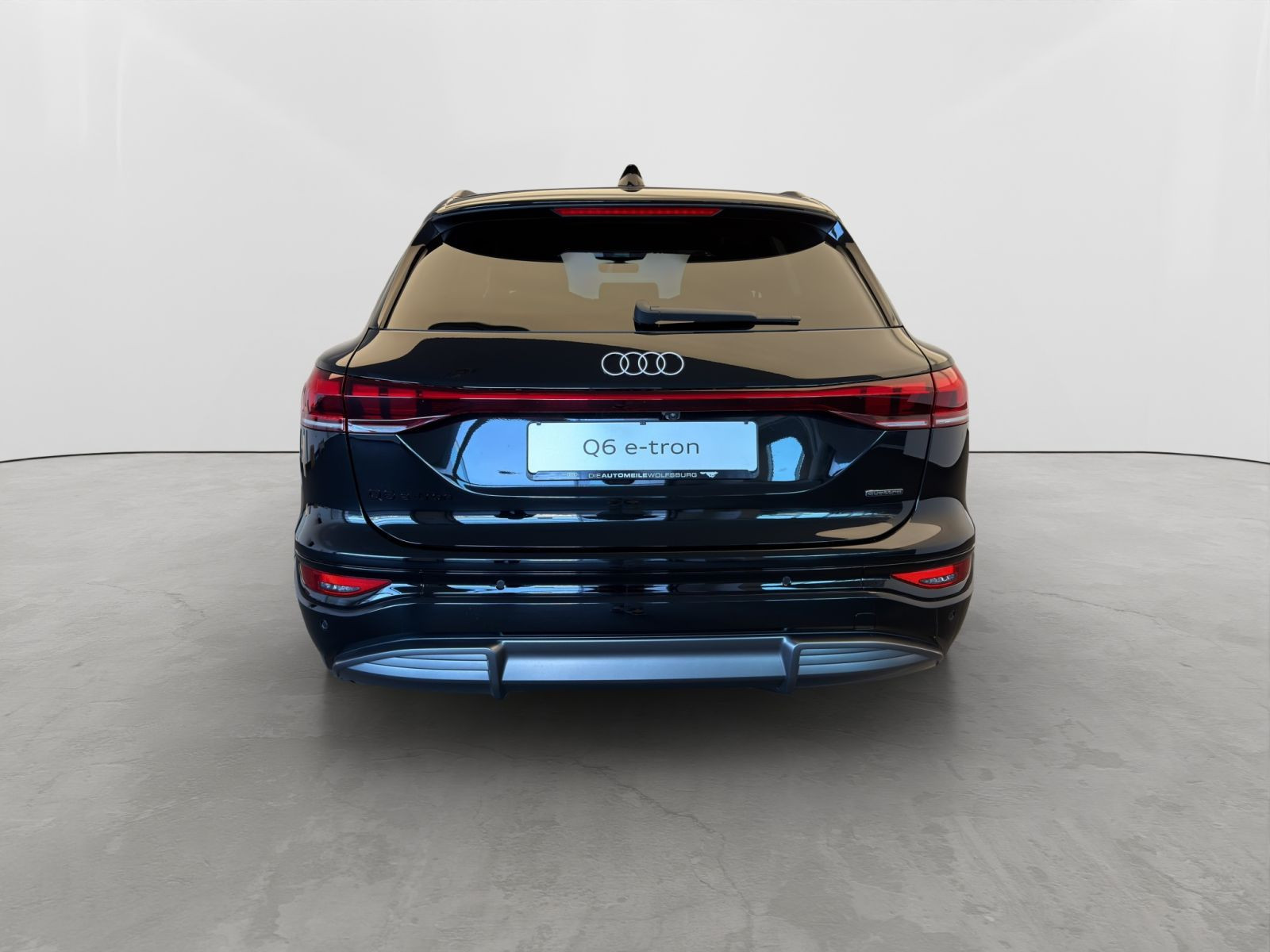 Audi - Q6 e-tron_4