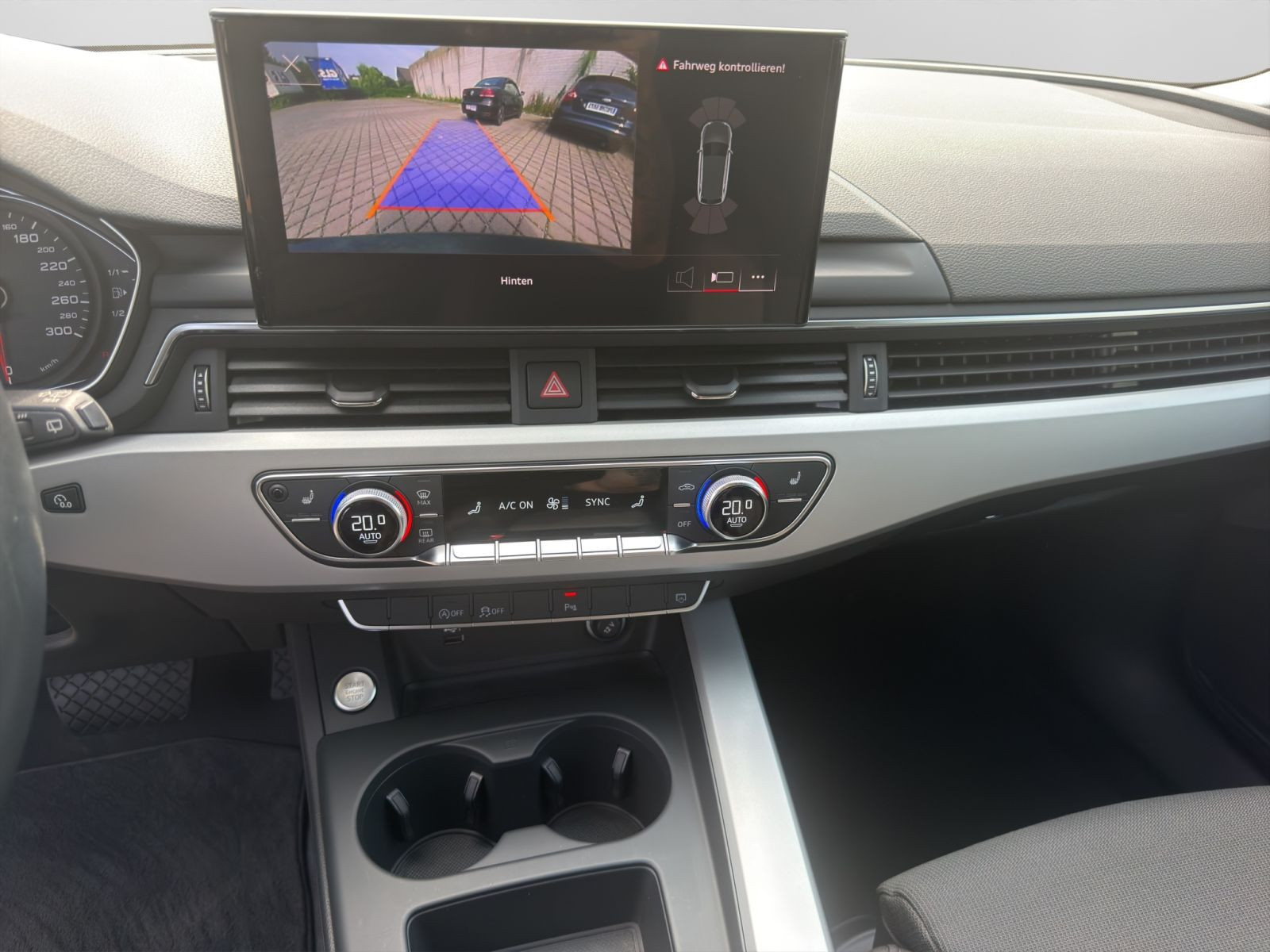 Audi - A4 Avant_15