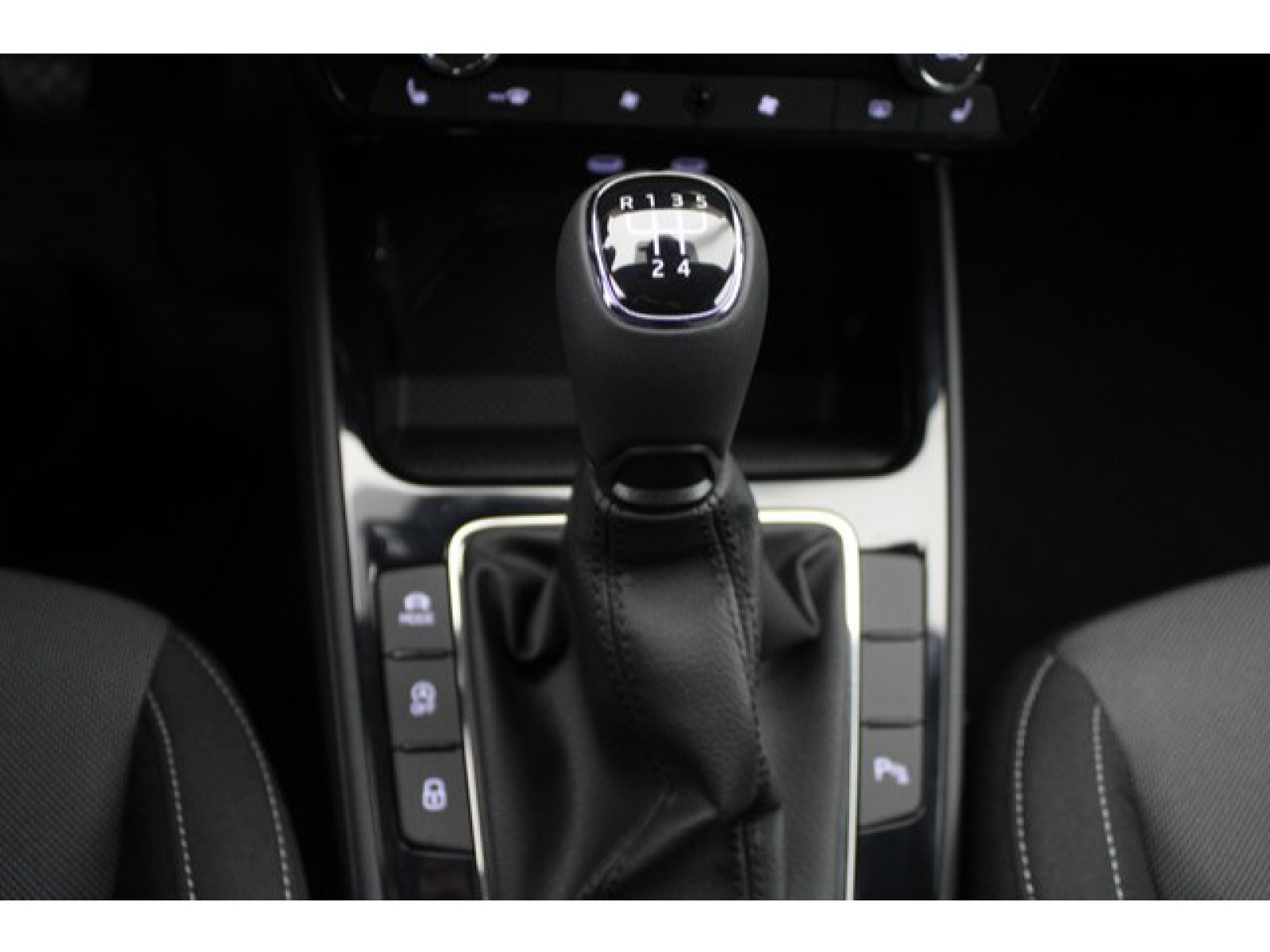 Škoda - Fabia_6