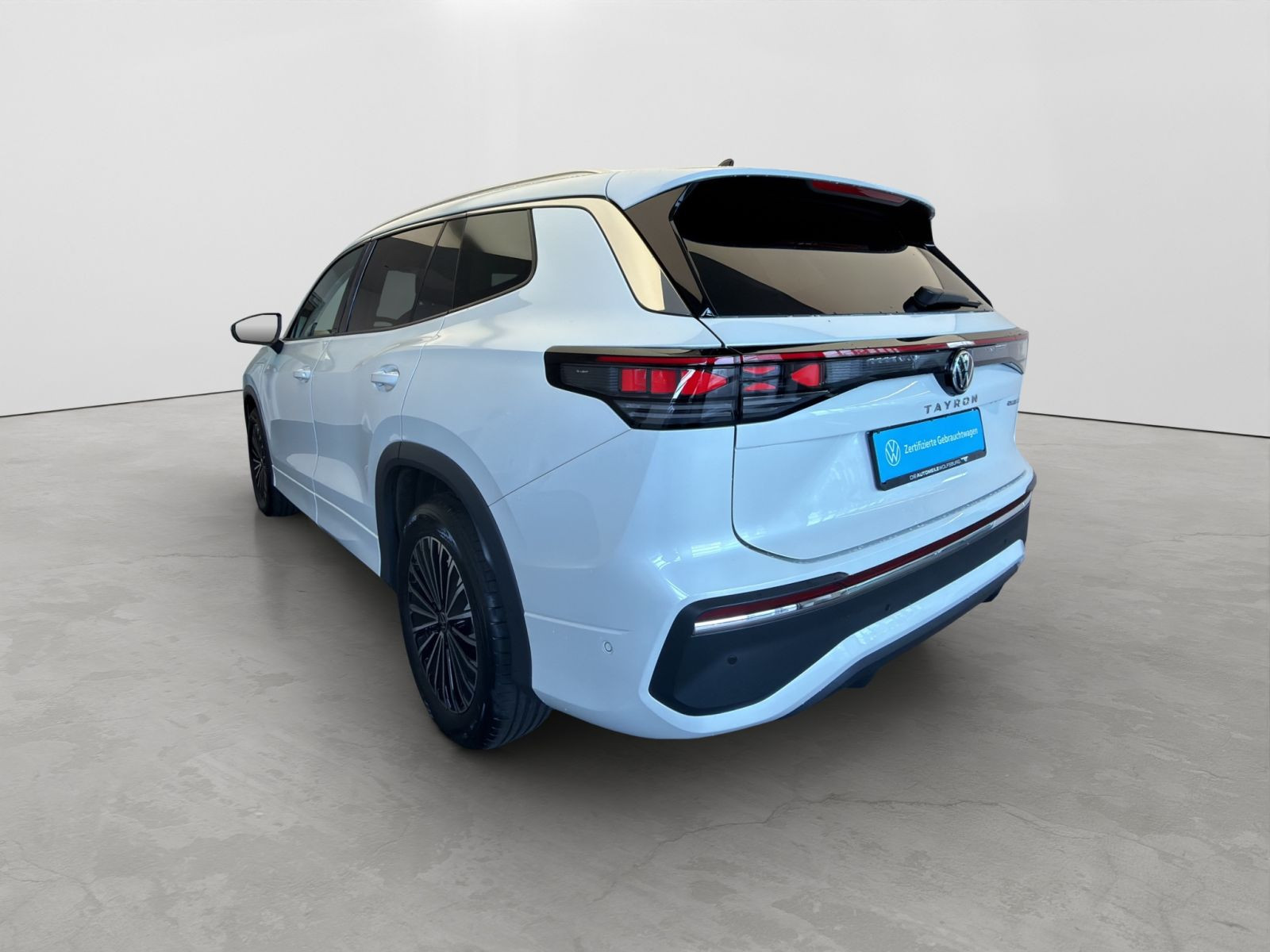 Volkswagen - Tayron_3