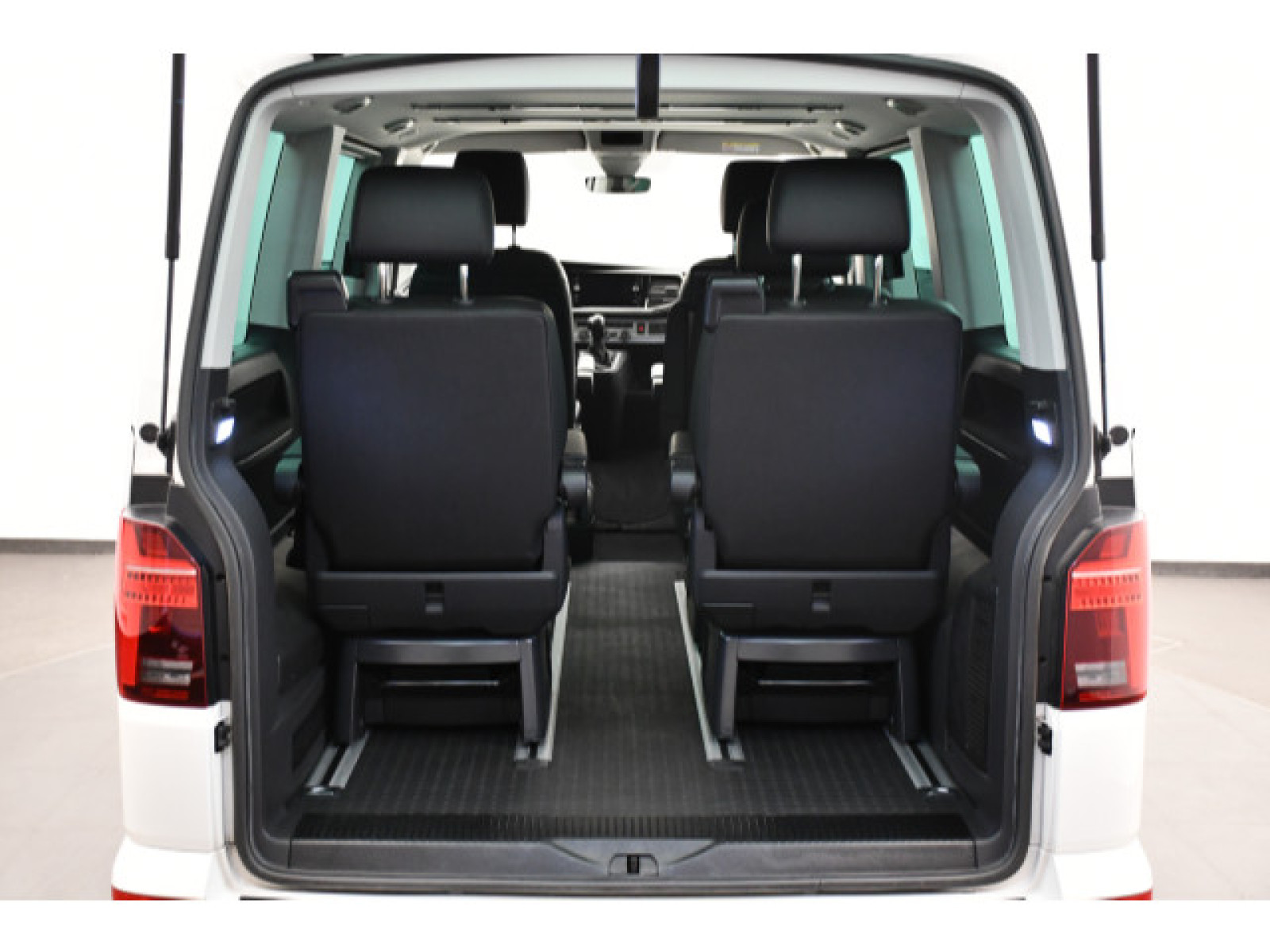 Volkswagen - T6.1 Multivan_10