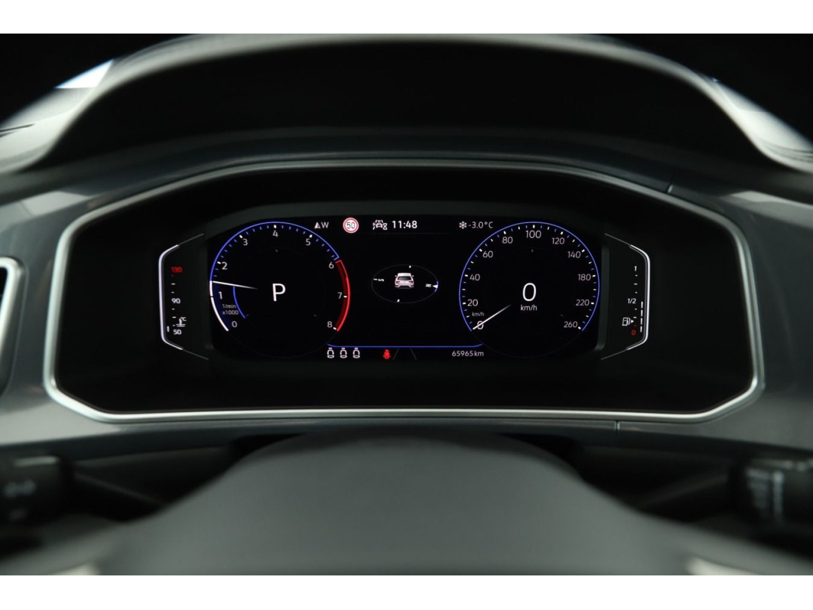 Volkswagen - T-Roc_10