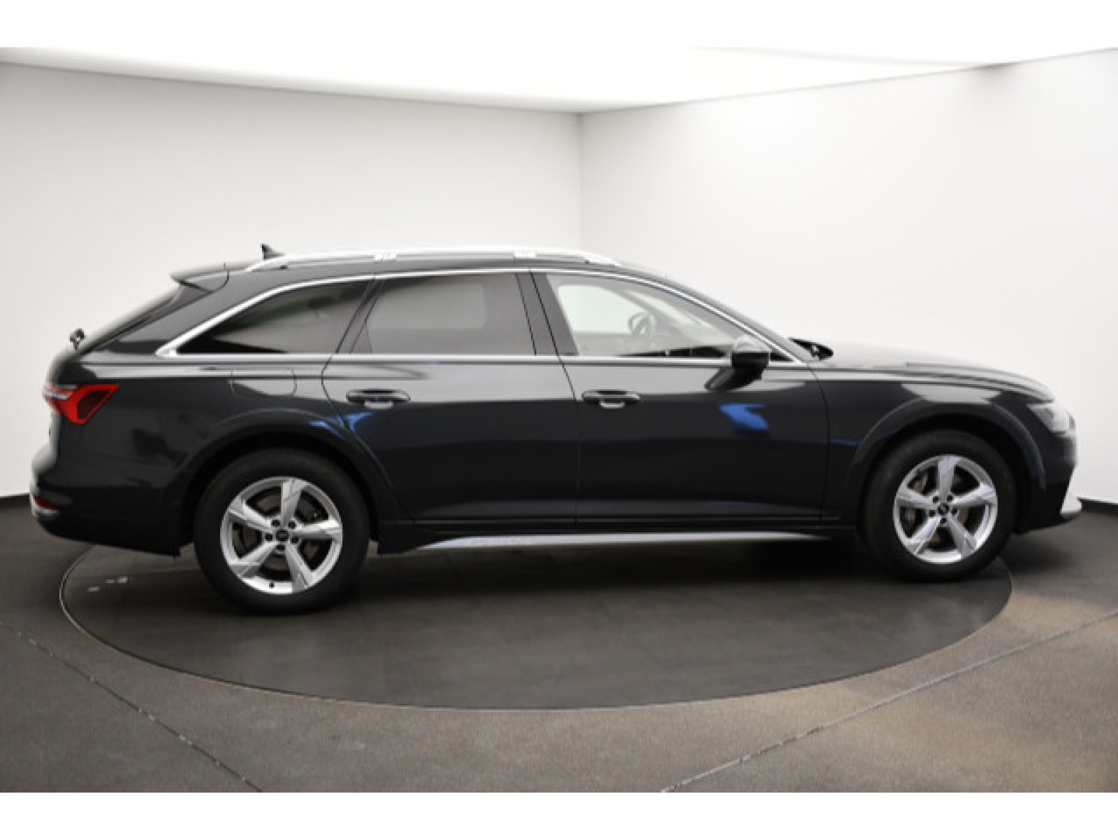 Audi - A6 allroad quattro_18