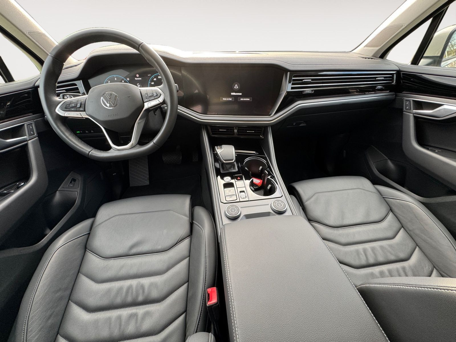 Volkswagen - Touareg_11