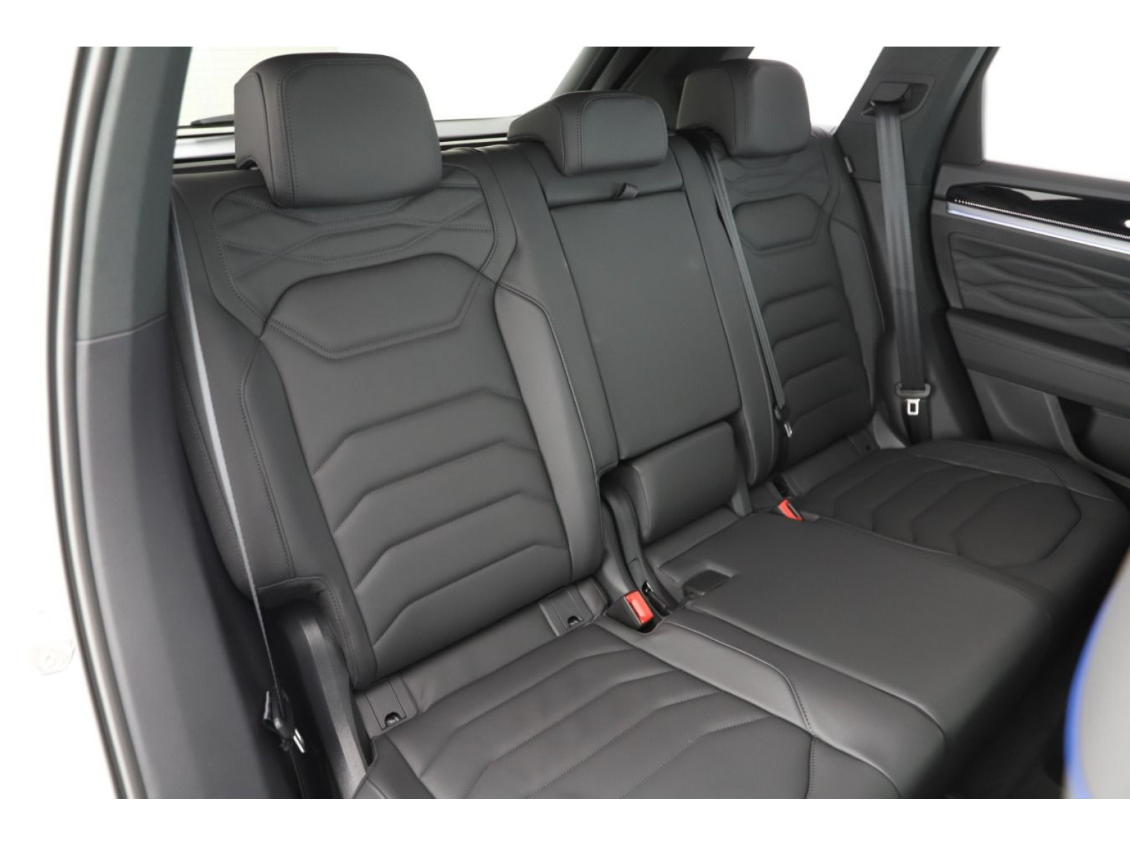 Volkswagen - Touareg_6