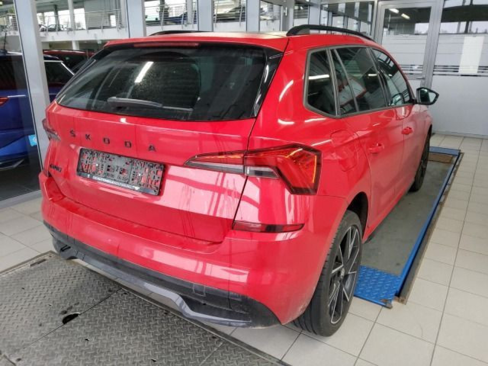 diagonalansicht-hinten-aussen