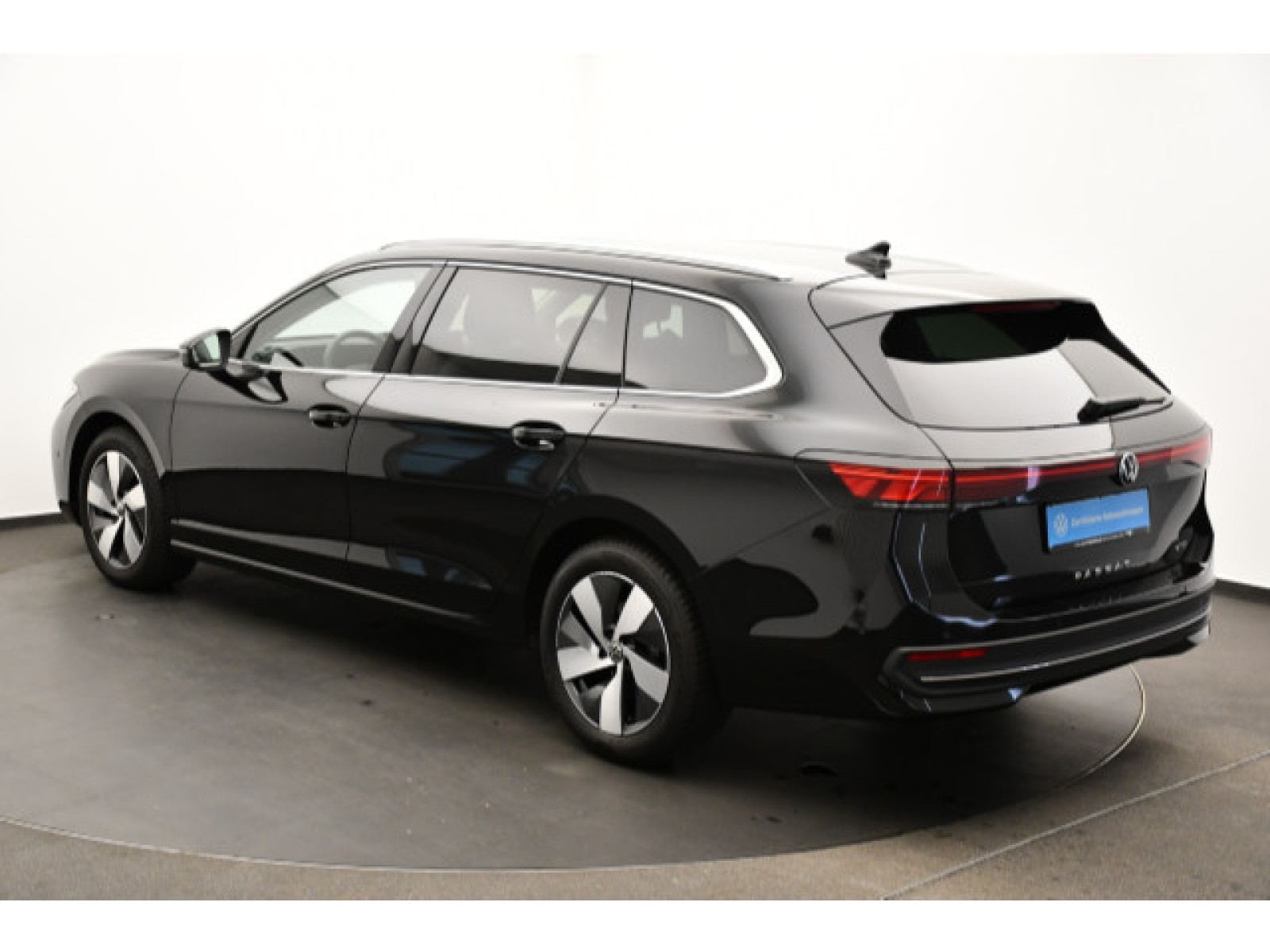 Volkswagen - Passat_15