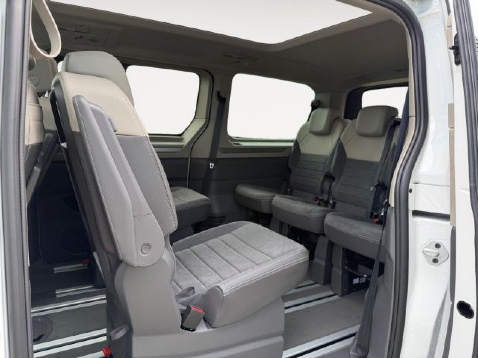 Volkswagen - T7 Multivan_14