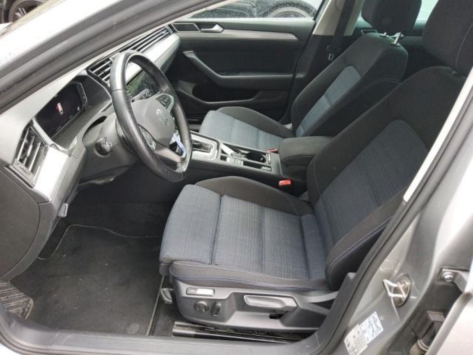 Volkswagen - Passat Variant_6