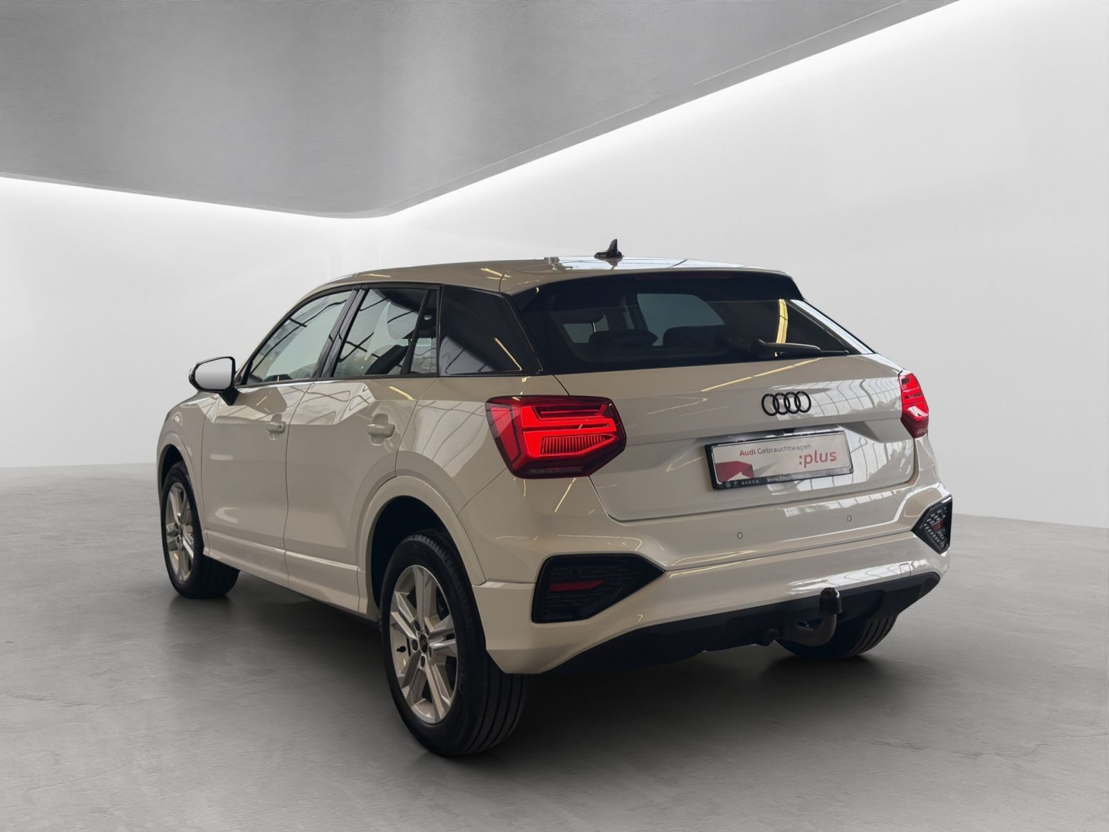 Audi - Q2_5