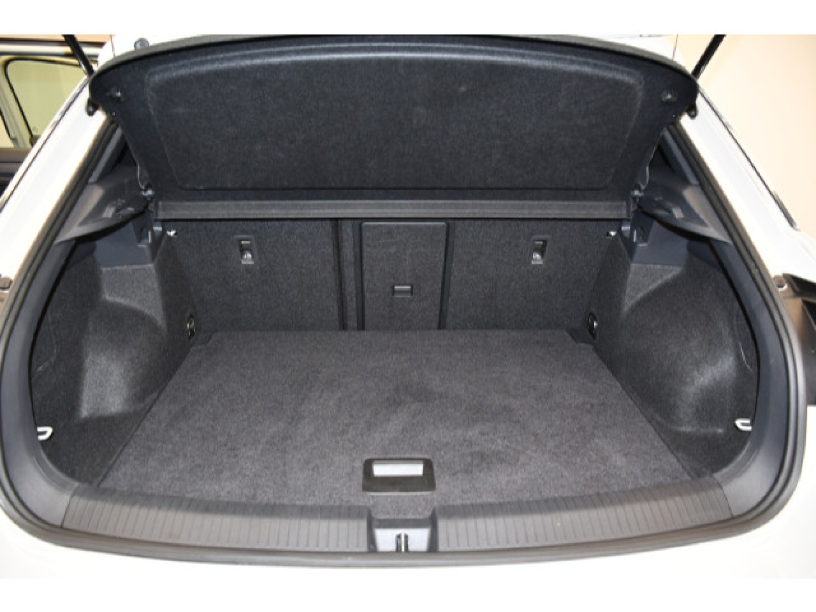Volkswagen - T-Roc_10