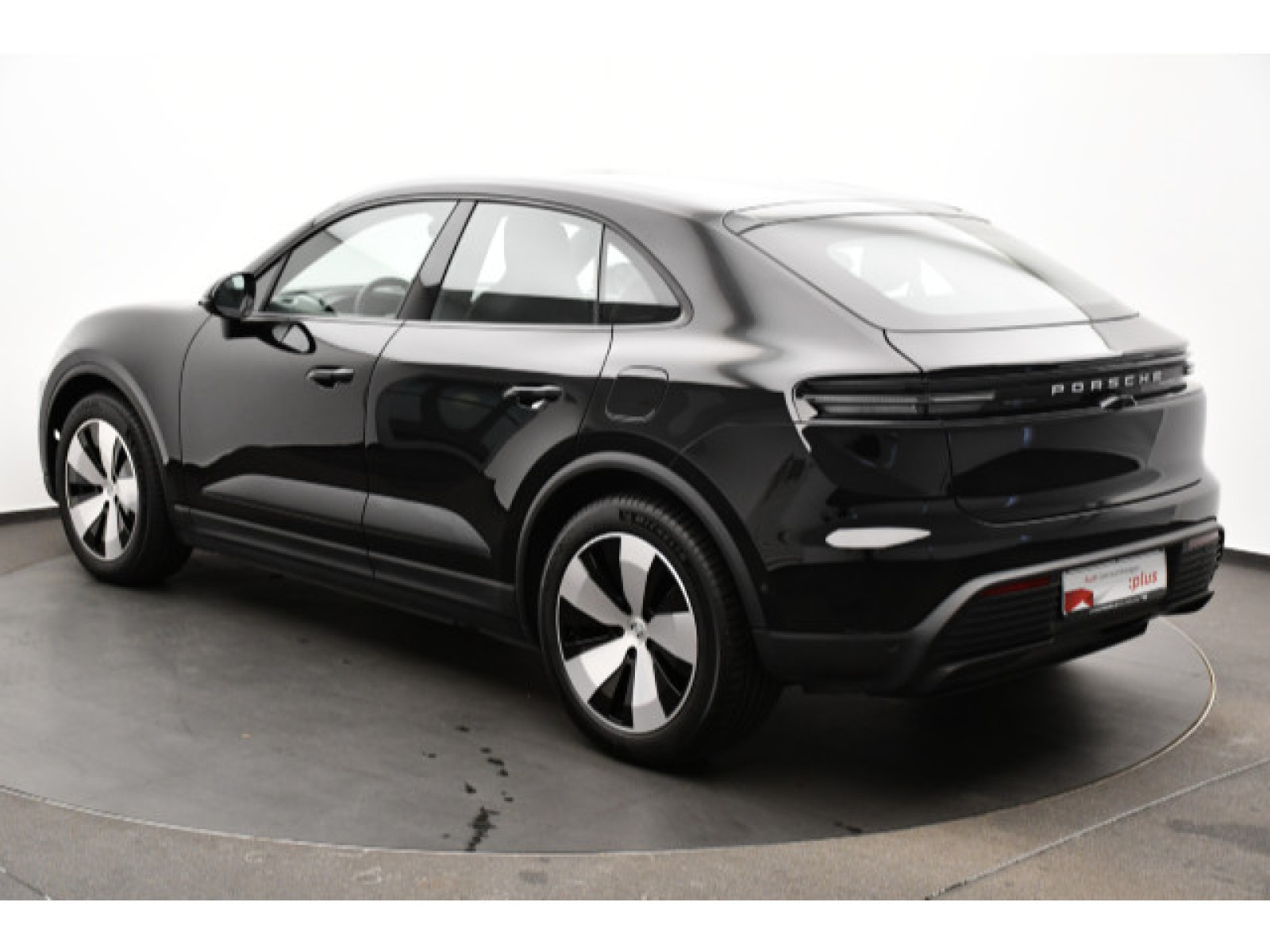 diagonalansicht-hinten-aussen