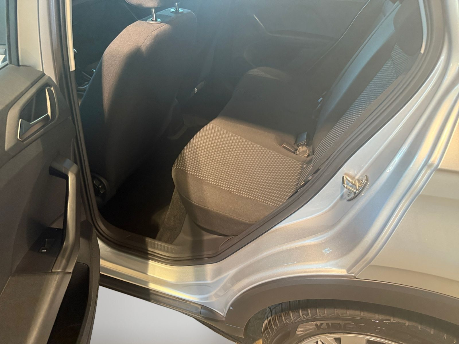 Volkswagen - T-Cross_14