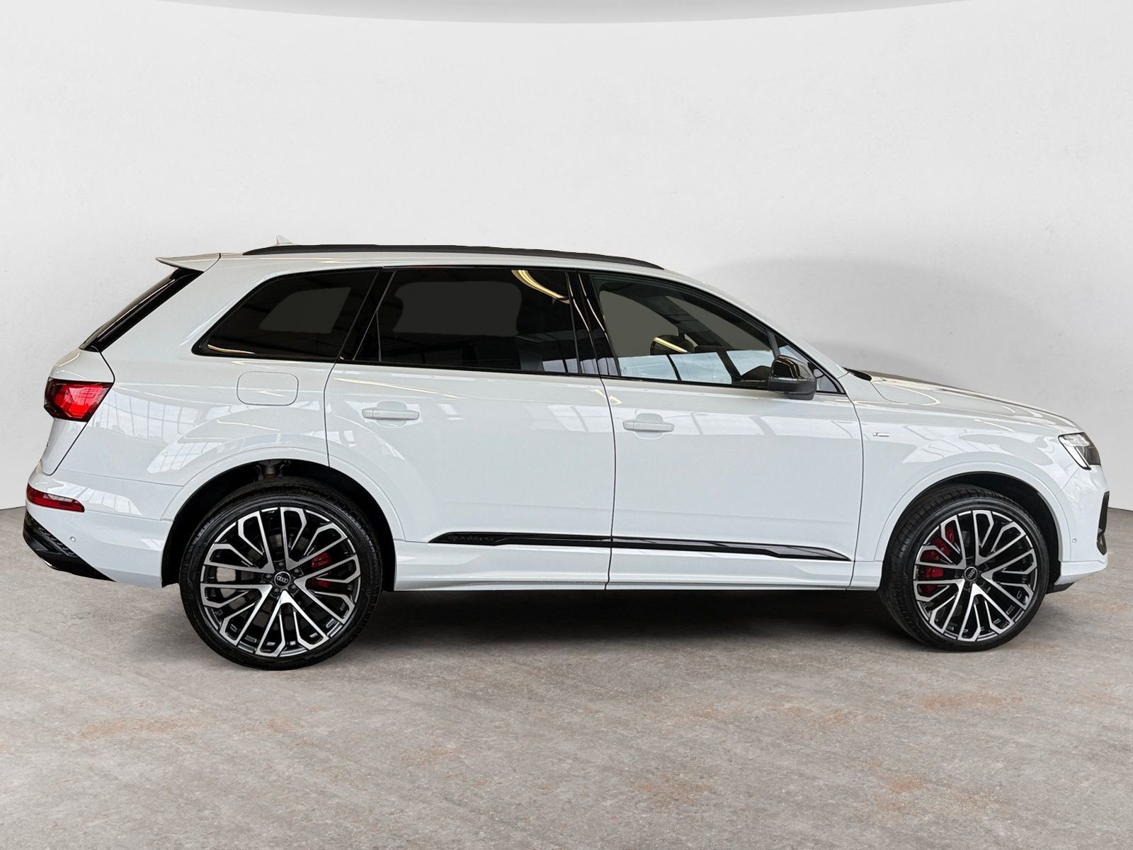 Audi - Q7_7