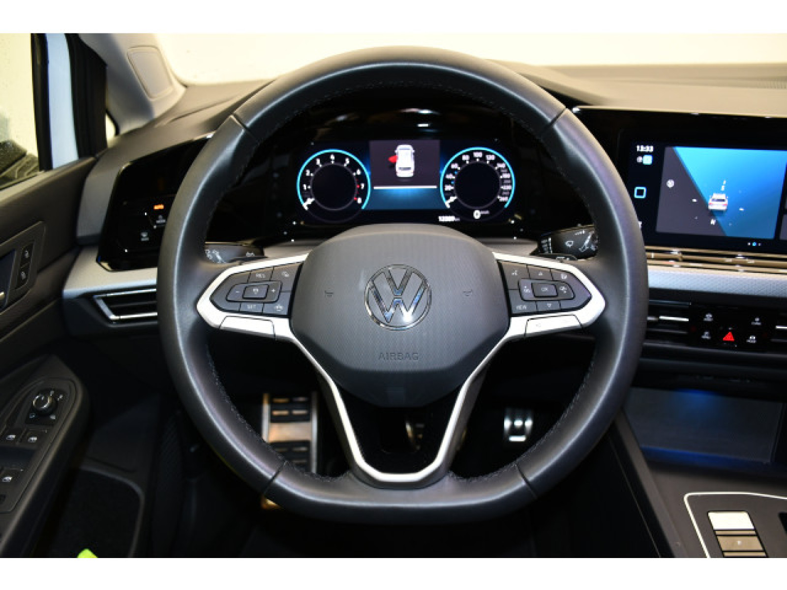 Volkswagen - Golf_5