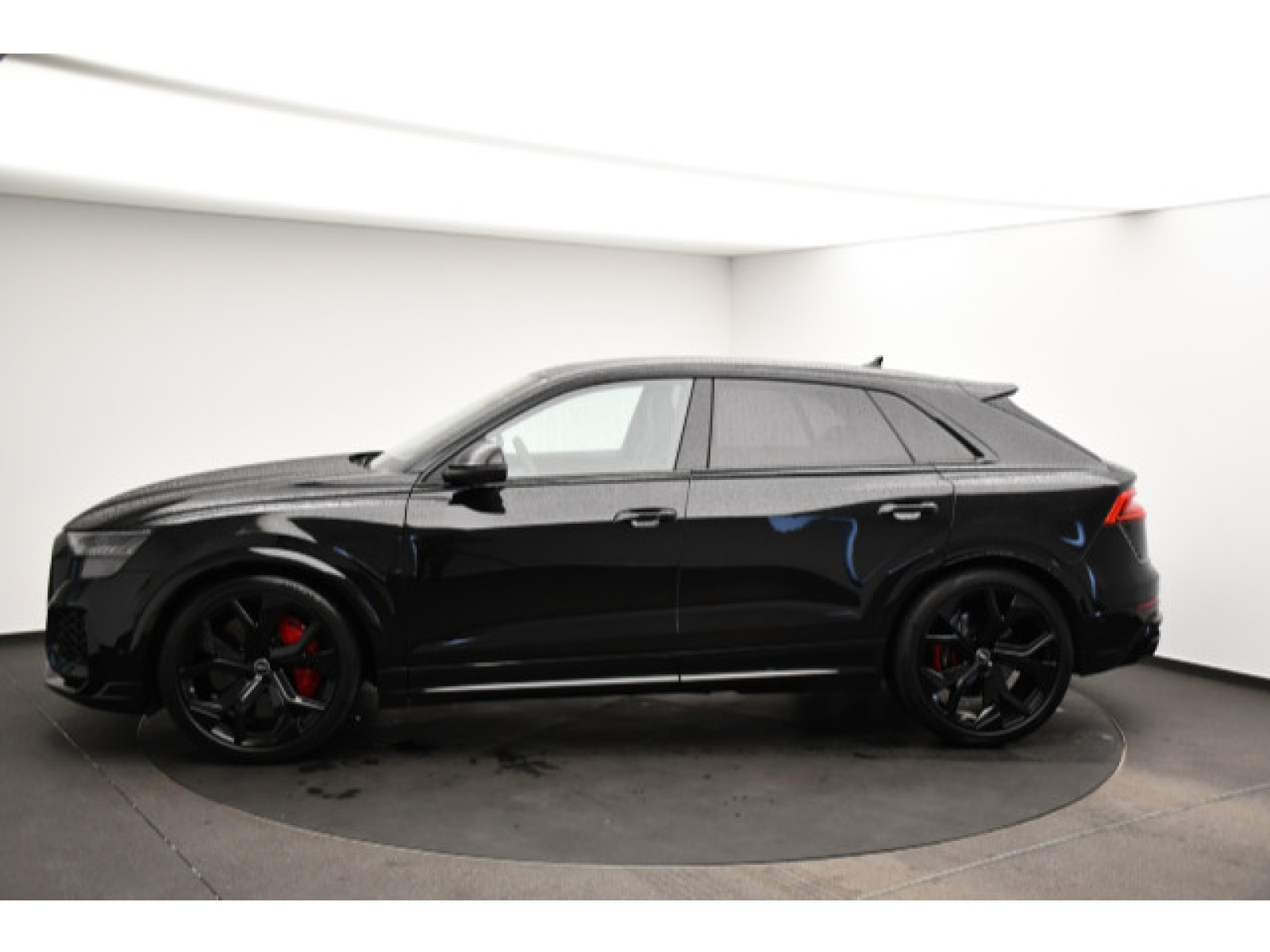 Audi - RS Q8_20