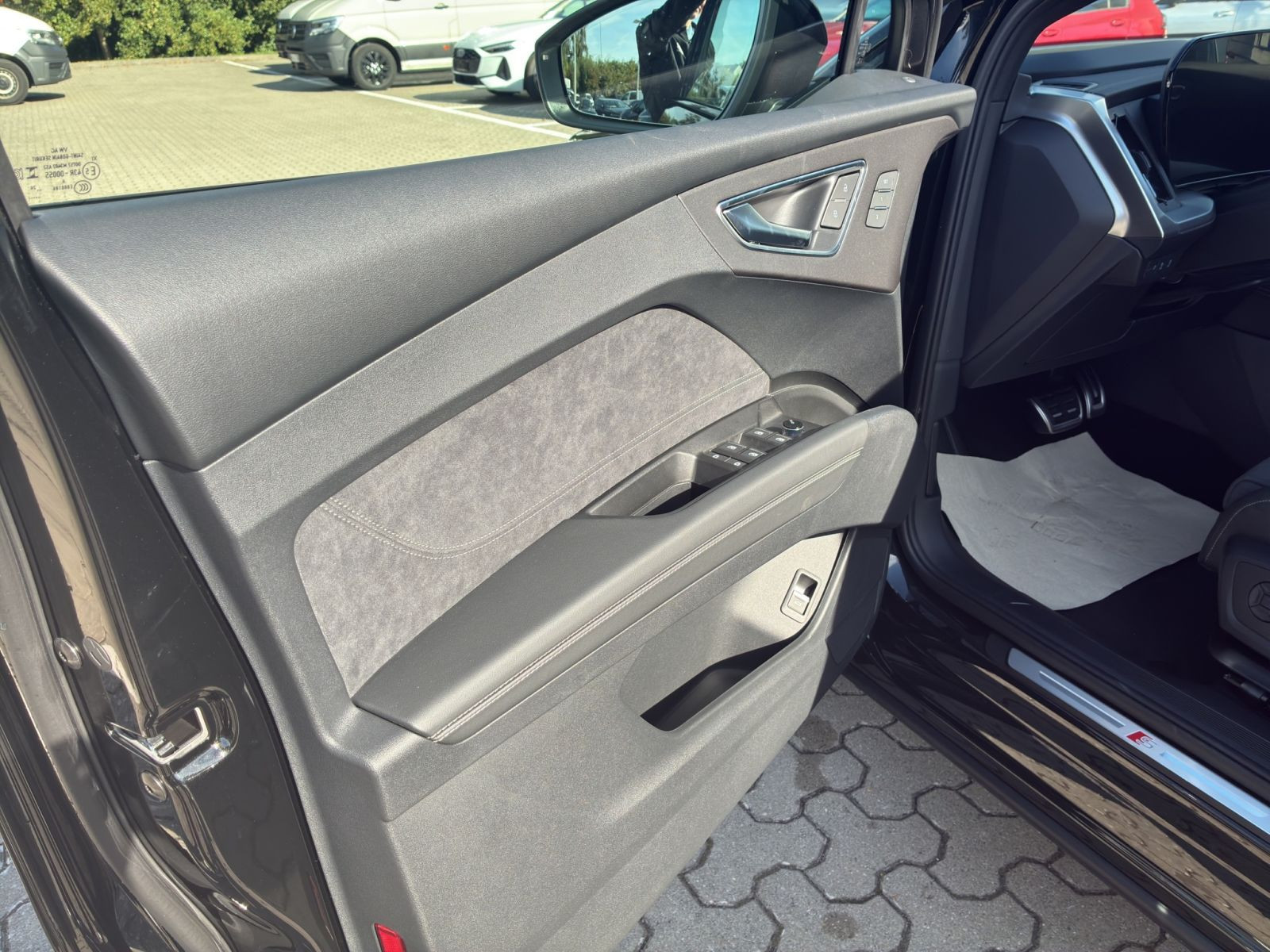 Audi - Q4 Sportback e-tron_14