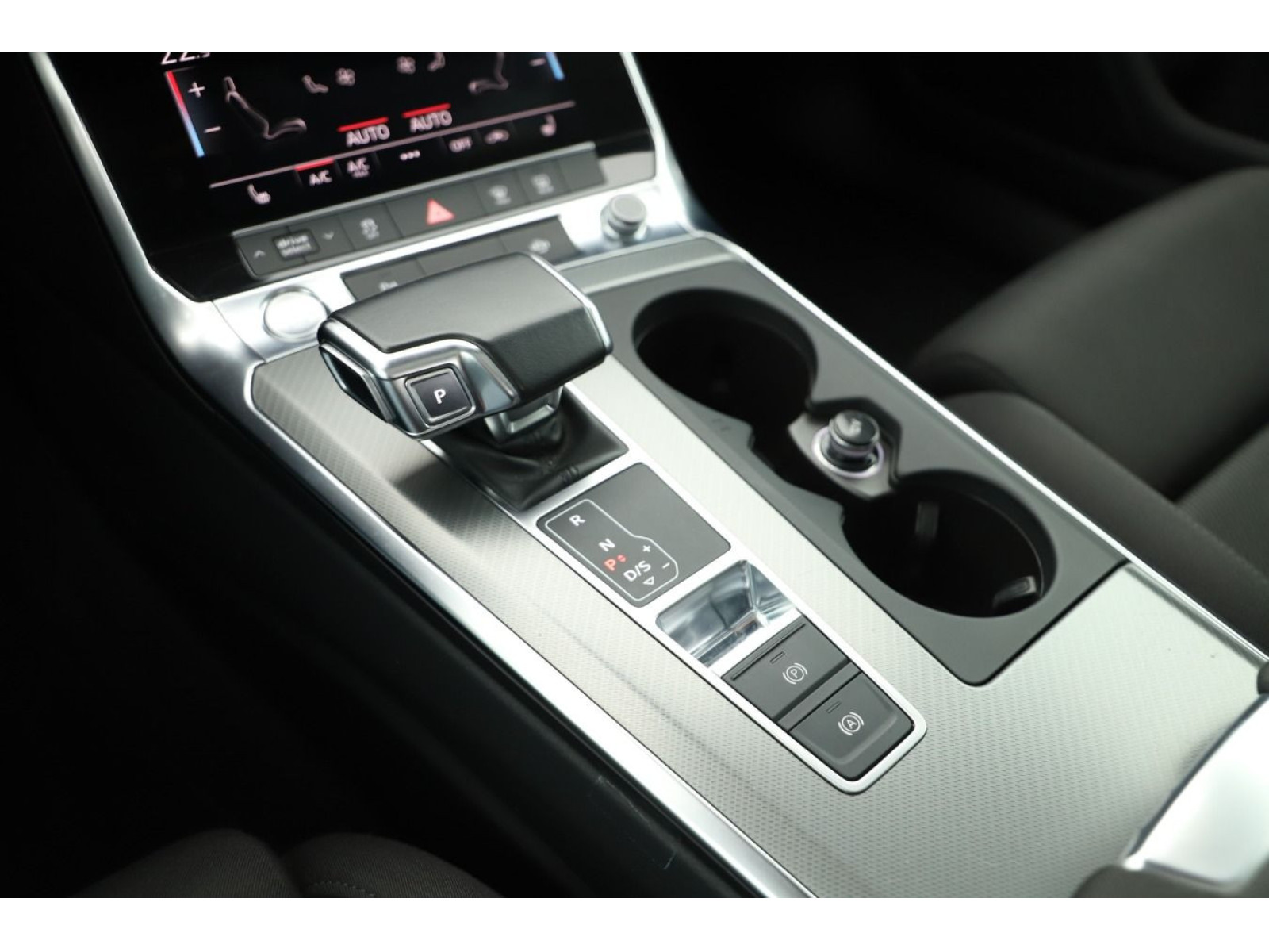 Audi - A6 Avant_14