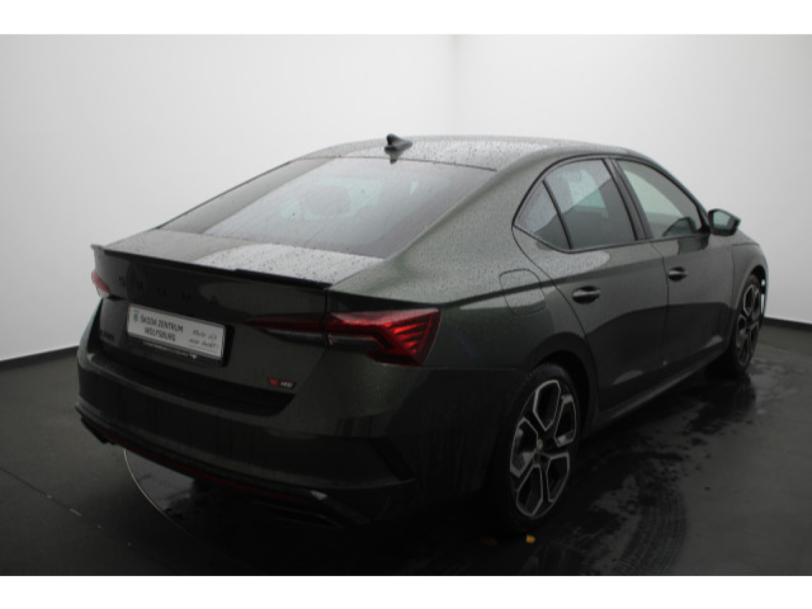 diagonalansicht-hinten-aussen