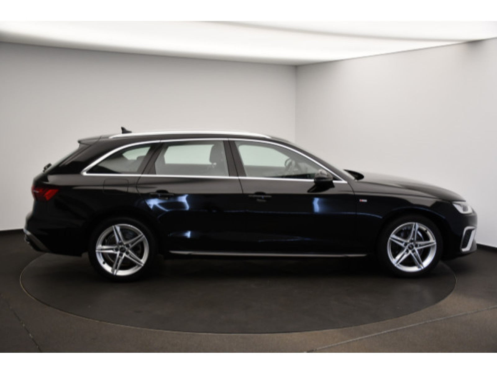 Audi - A4 Avant_16