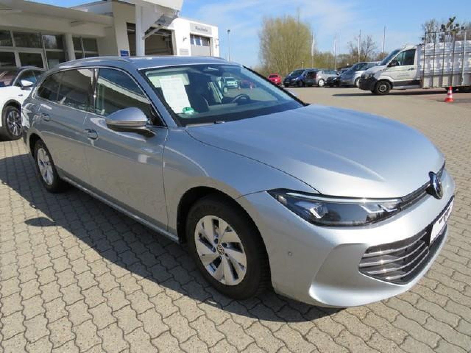 Volkswagen - Passat Variant_4