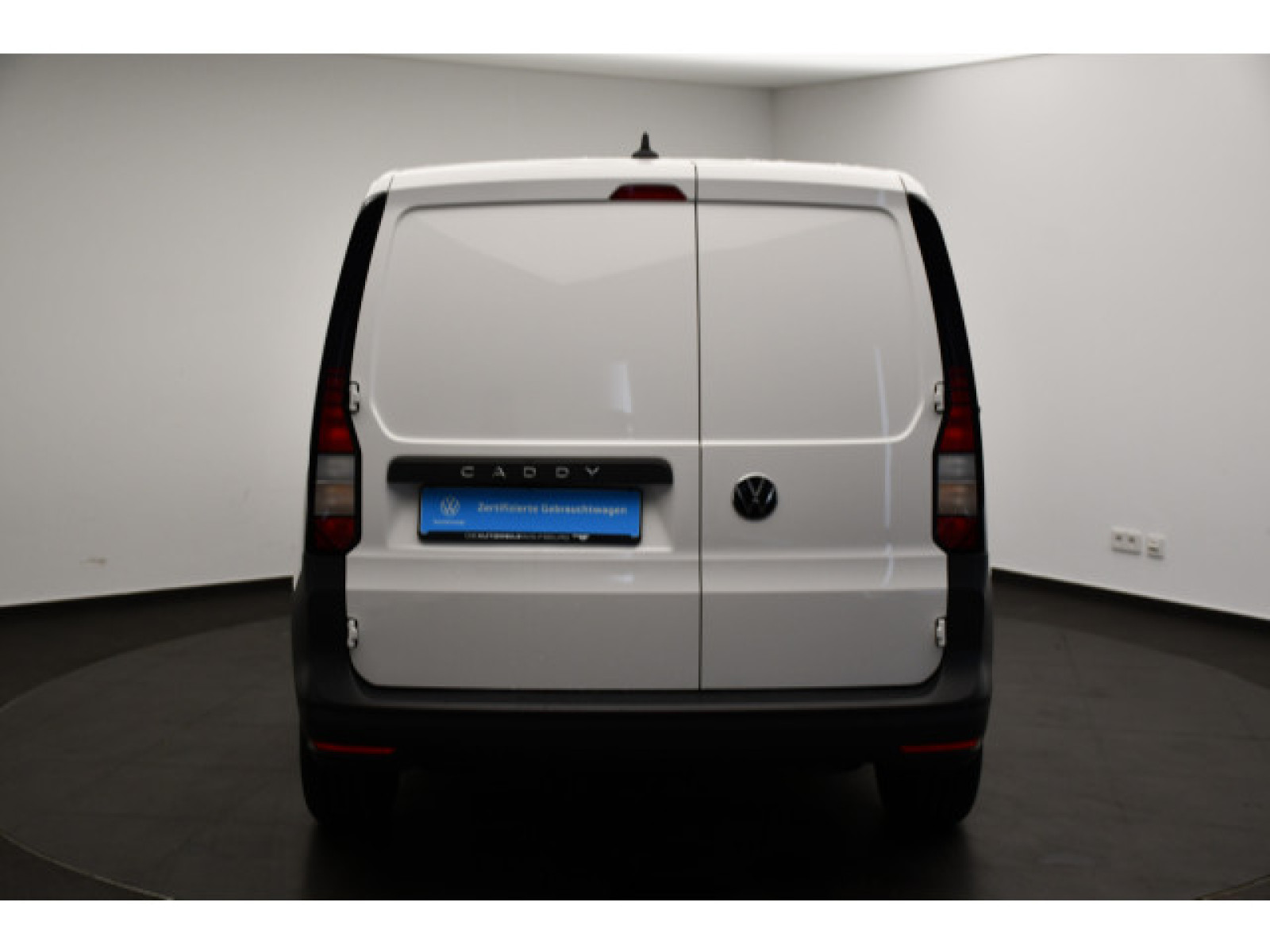 Volkswagen - Caddy_17