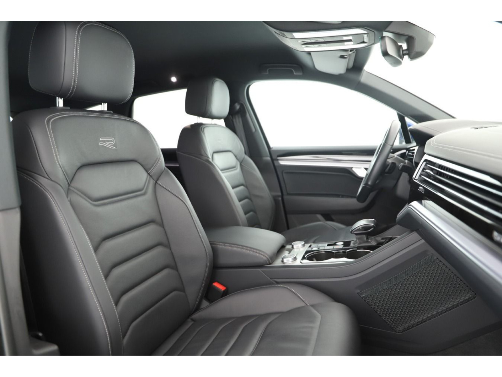 Volkswagen - Touareg_7