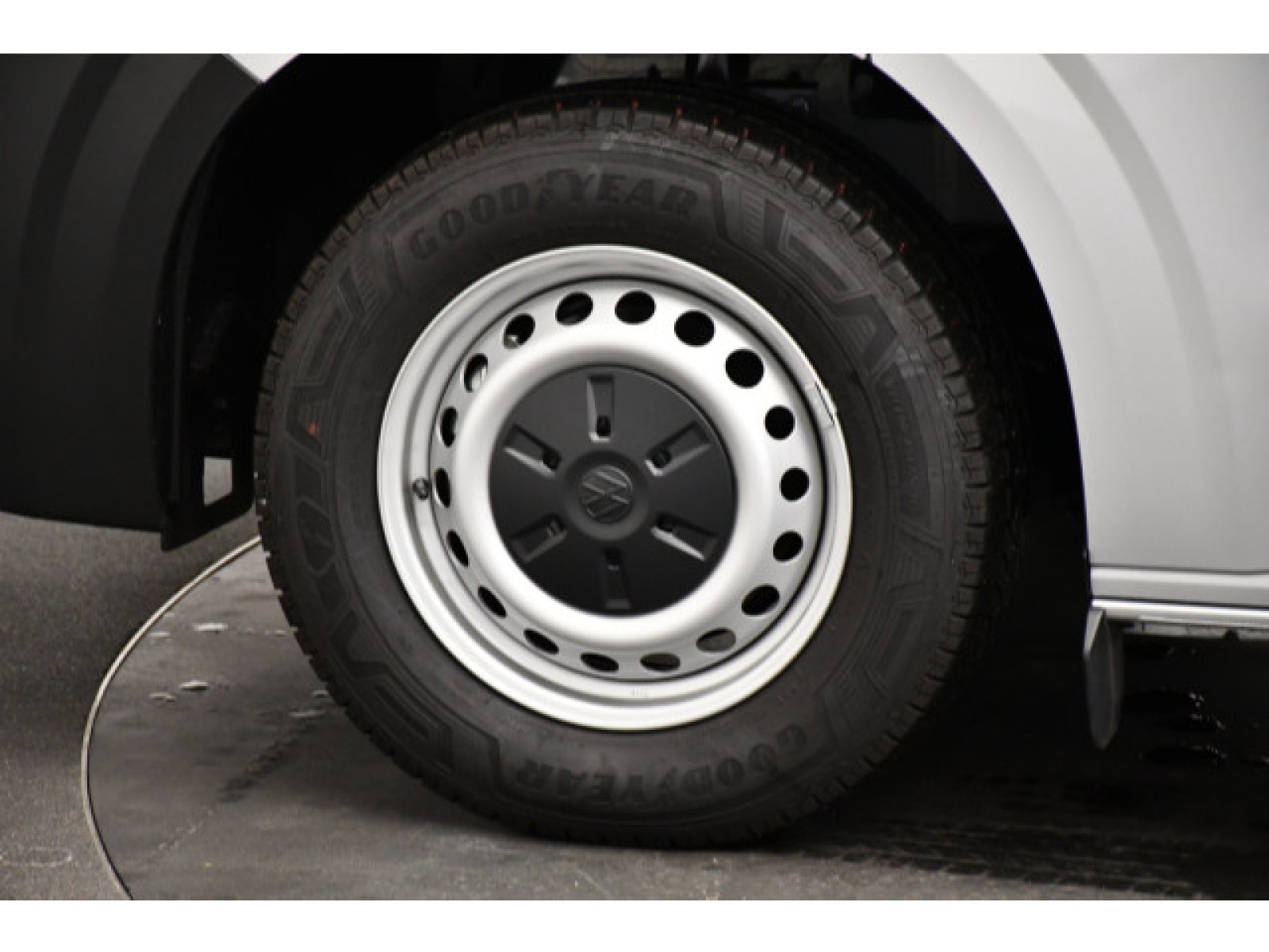 Volkswagen - New Transporter_16