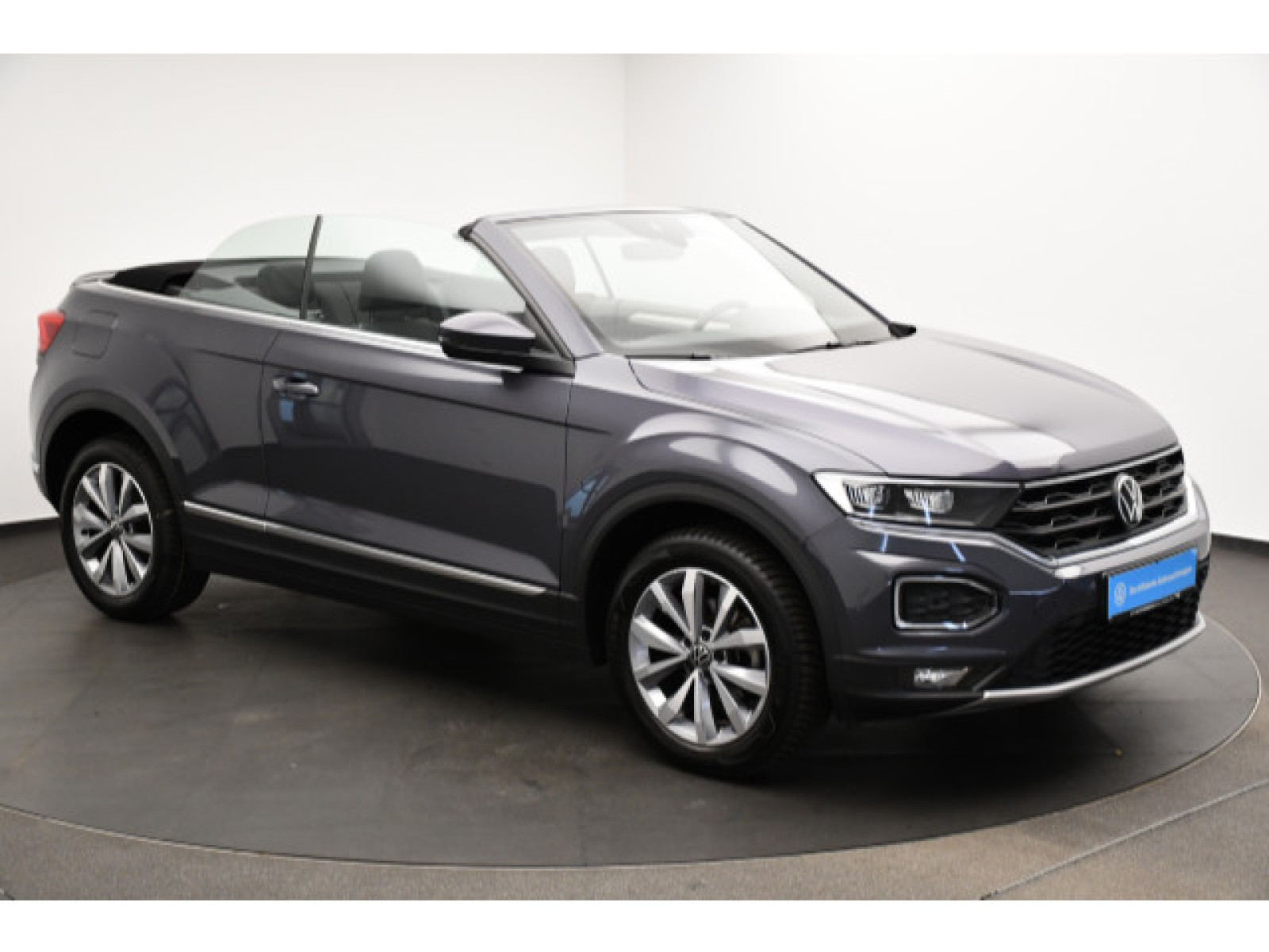 Volkswagen - T-Roc Cabriolet_13