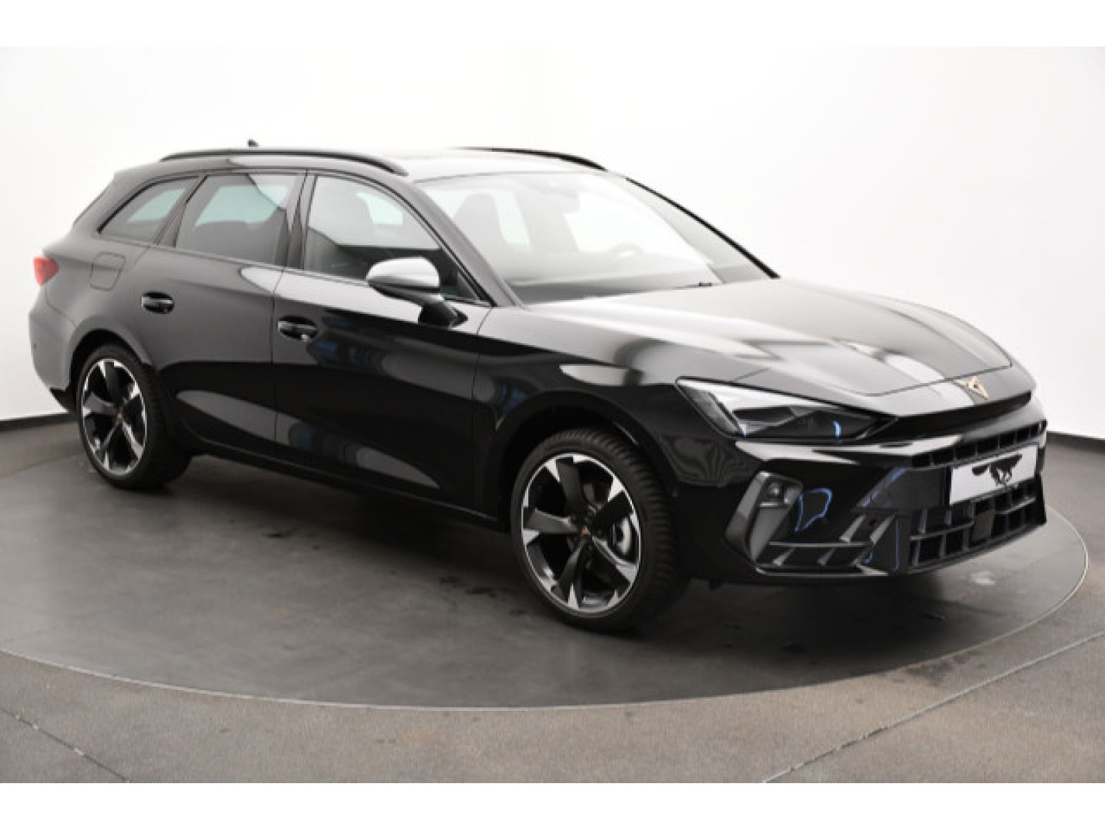 diagonal-frontansicht-aussen